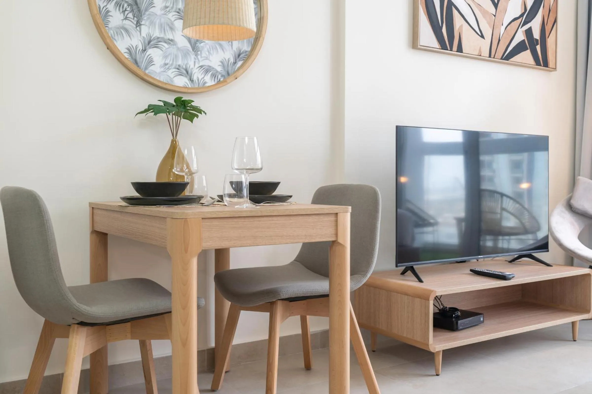 TV and multimedia in Lovely Studio & Budget Friendly