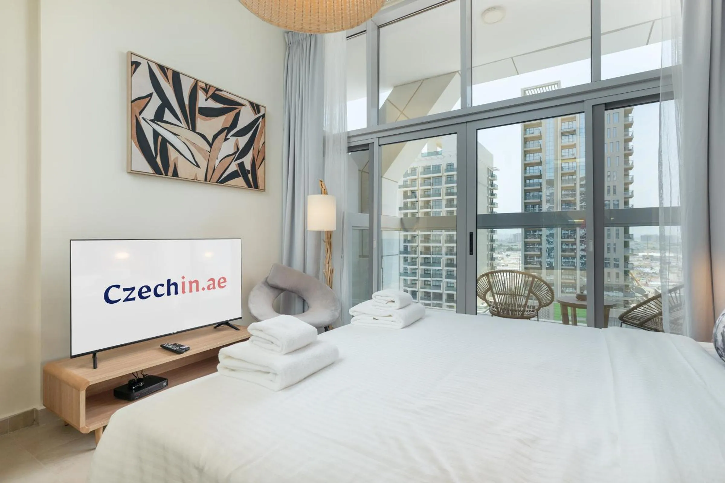 Communal lounge/ TV room, Bed in Lovely Studio & Budget Friendly
