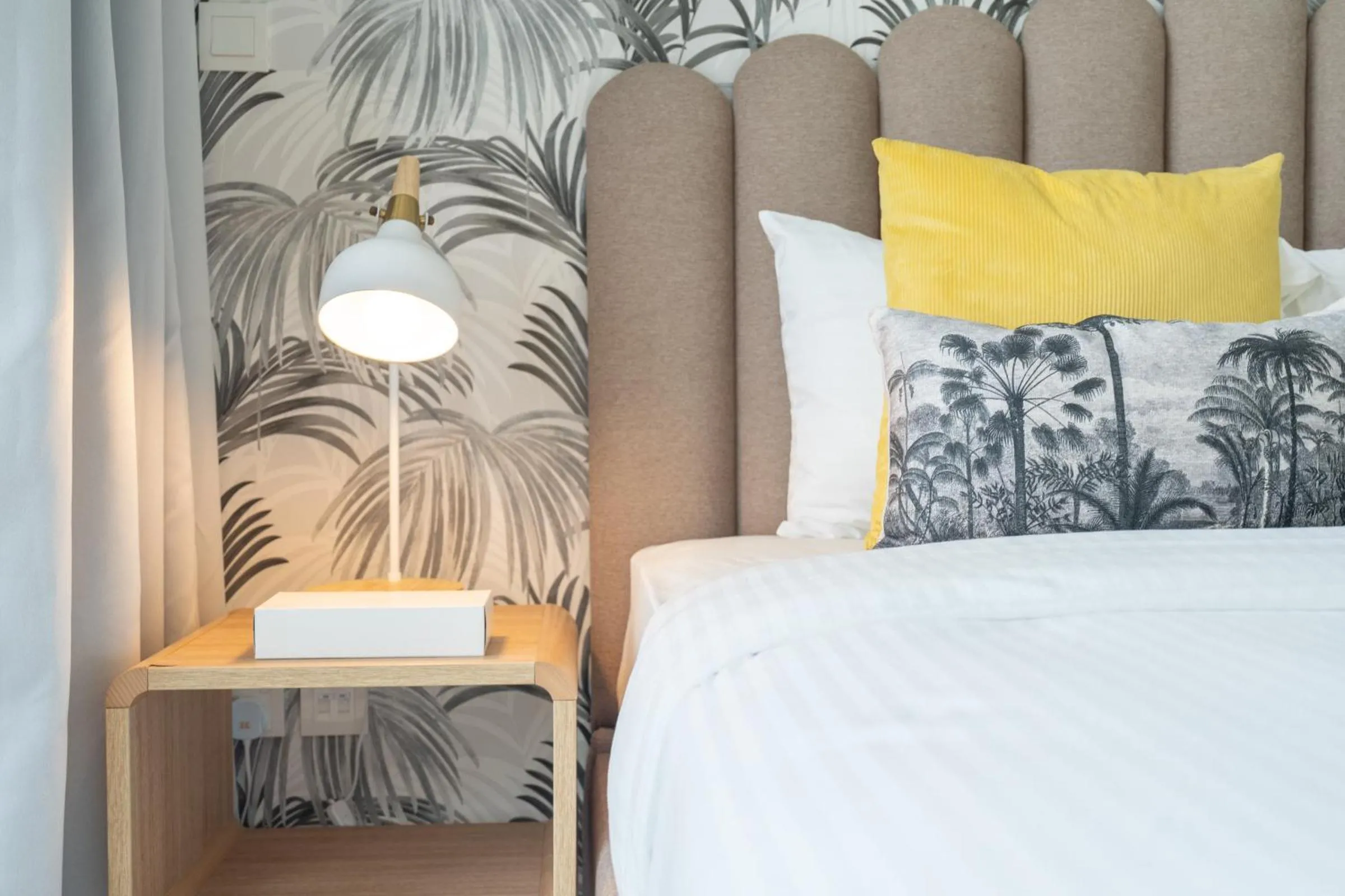 Bed in Lovely Studio & Budget Friendly