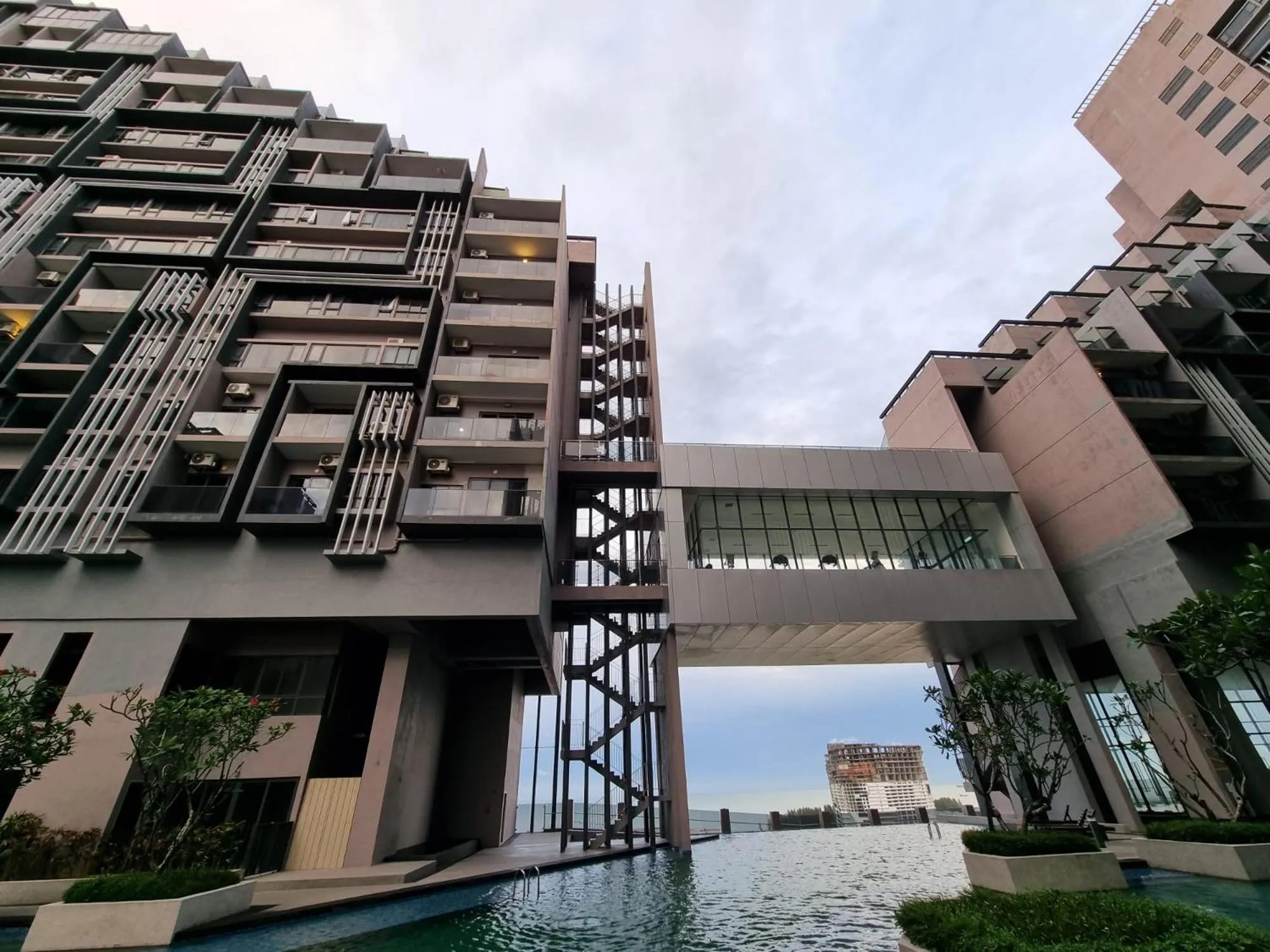 Imperio Residence By Heystay Management