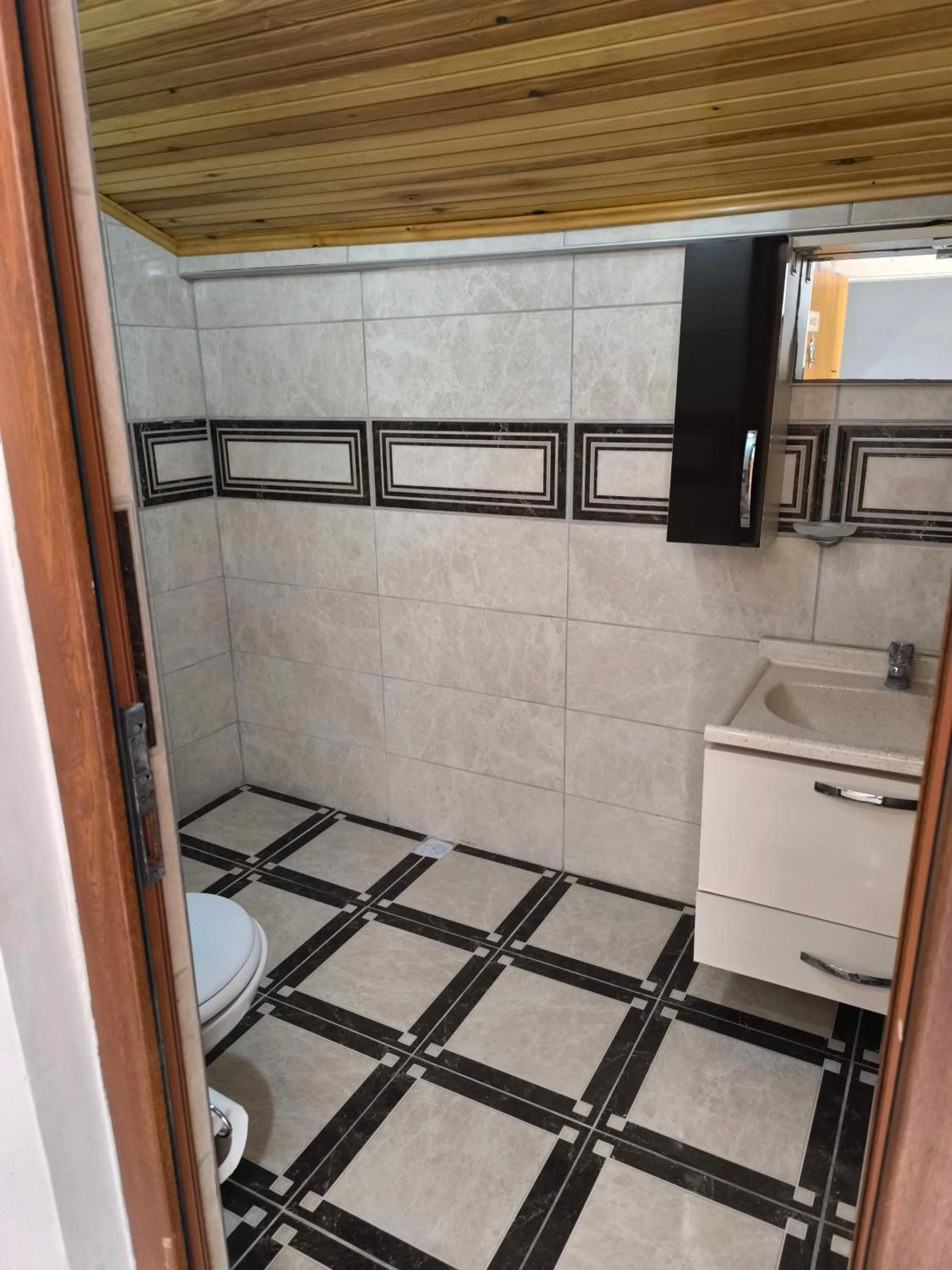 Shower in Avşar Apart Motel