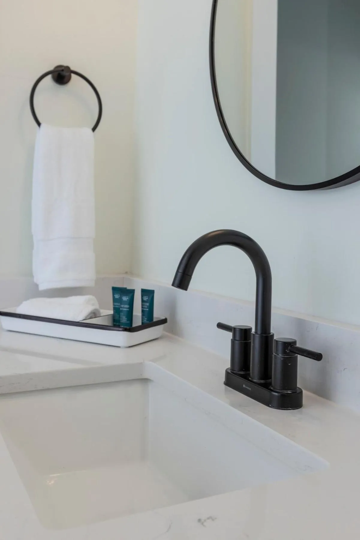 The Waverly 100 Inn at Old Beach