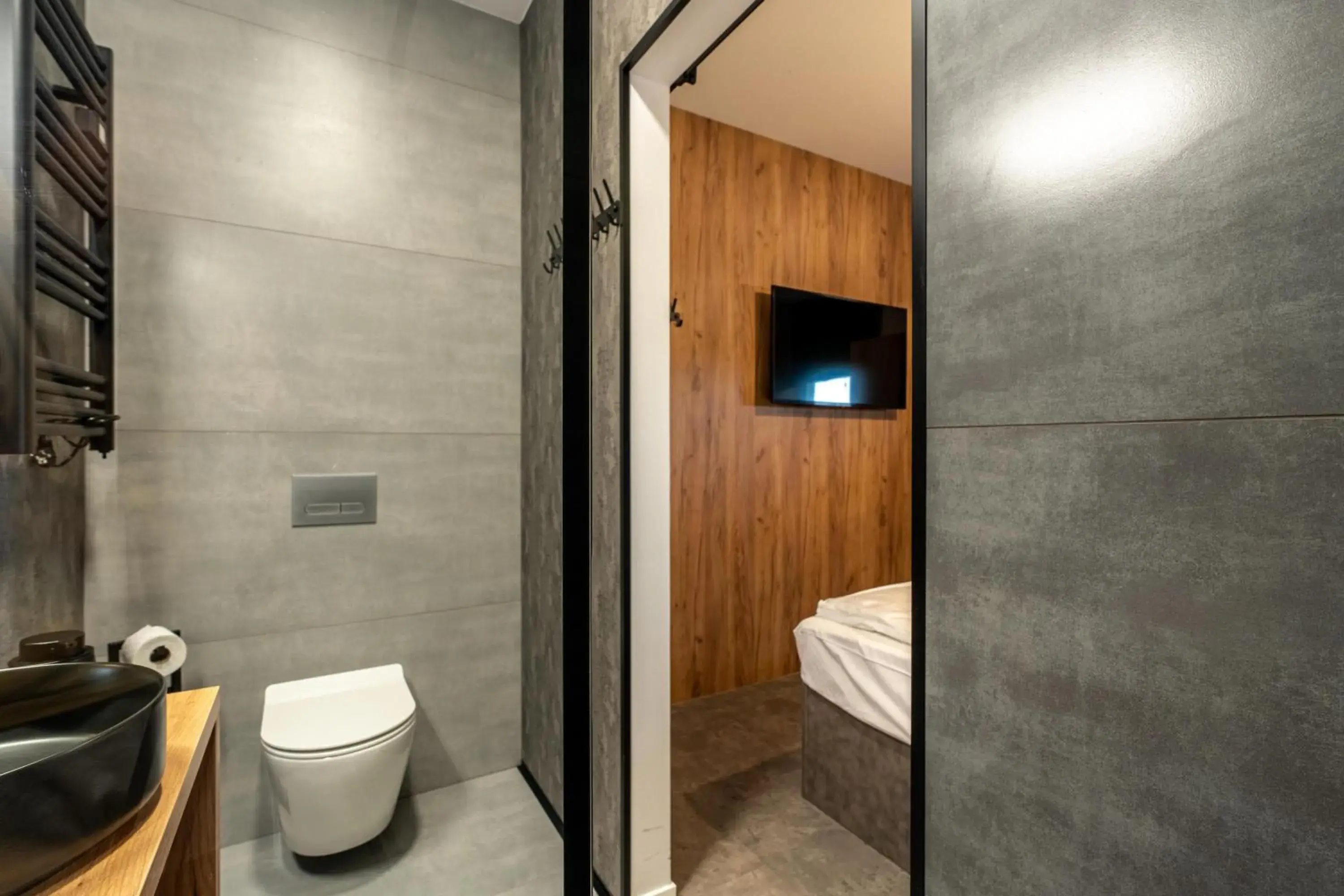 Double Room with Private Bathroom in IronResorts Niedźwiedzia 25 Double Room with Private Bathroom in IronResorts Niedźwiedzia 25