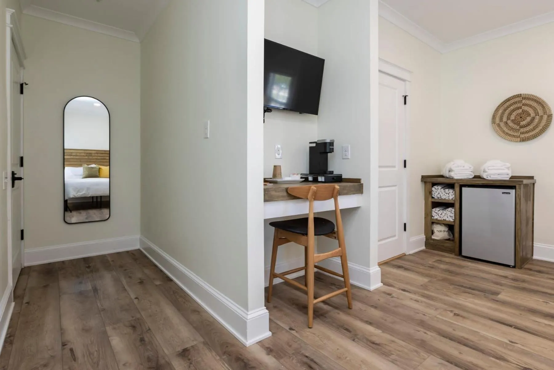 Bed in Newcastle 106 Inn at Old Beach