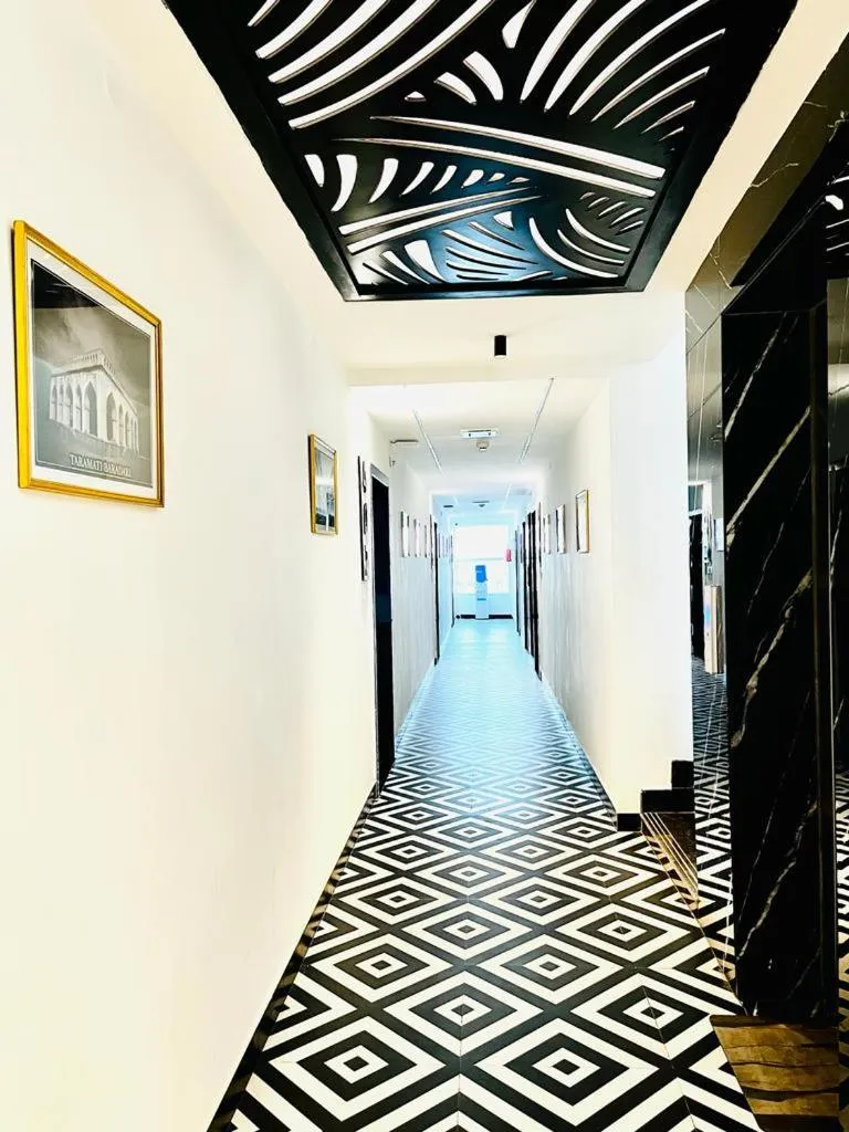 Lobby or reception in Hotel Lake View Airport zone