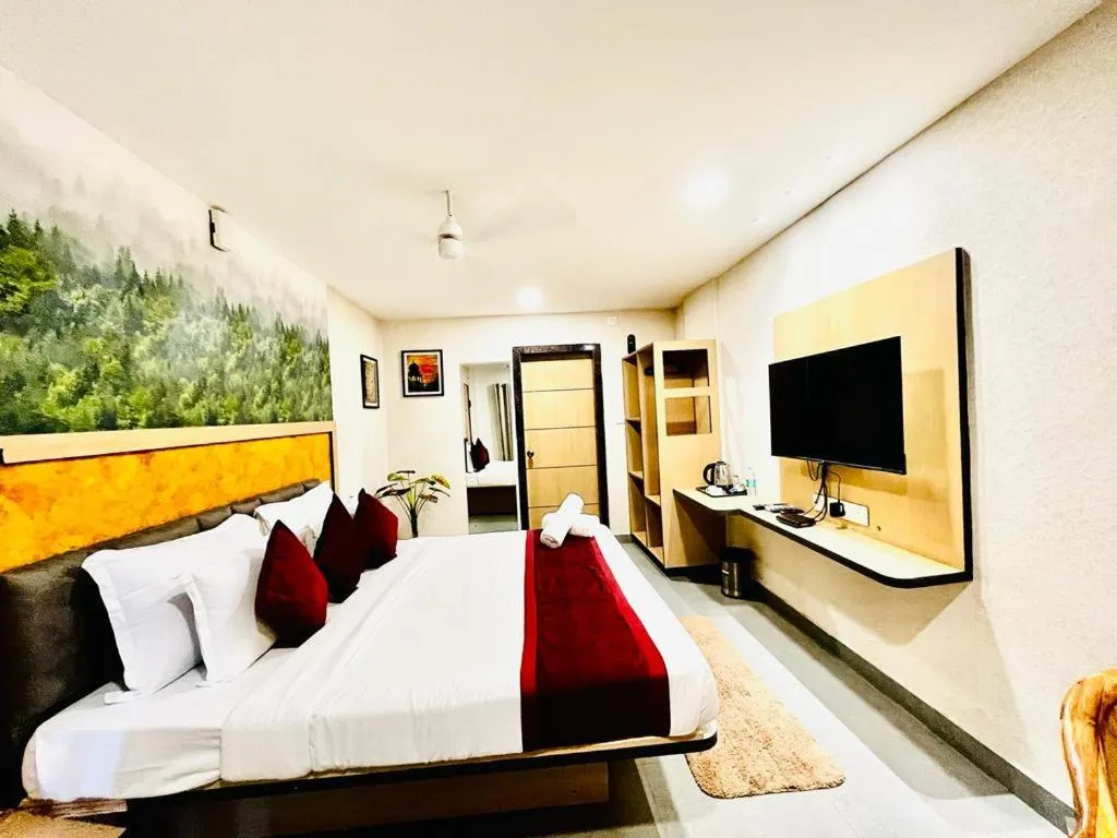 Photo of the whole room in Hotel Lake View Airport zone