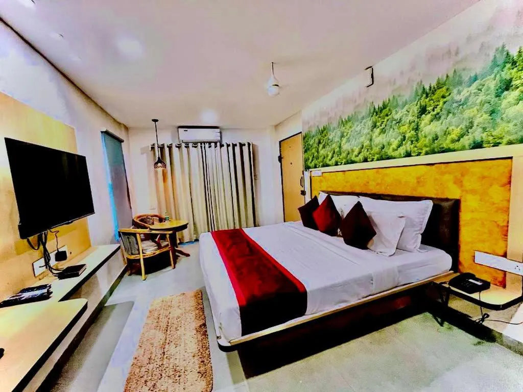 Bed in Hotel Lake View Airport zone