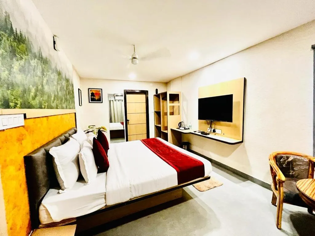 Bed in Hotel Lake View Airport zone