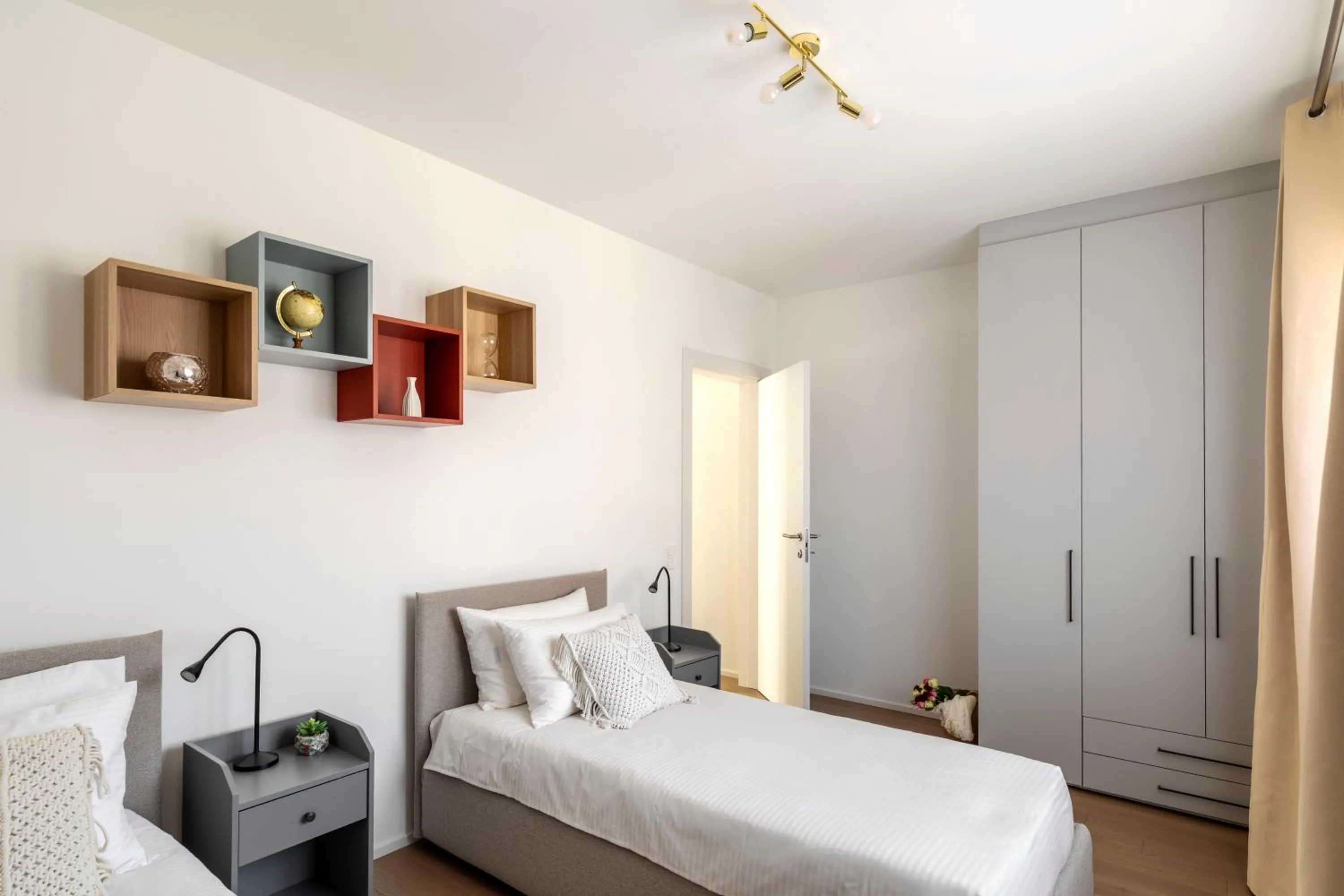 Lugano Superior Suites - Free Parking