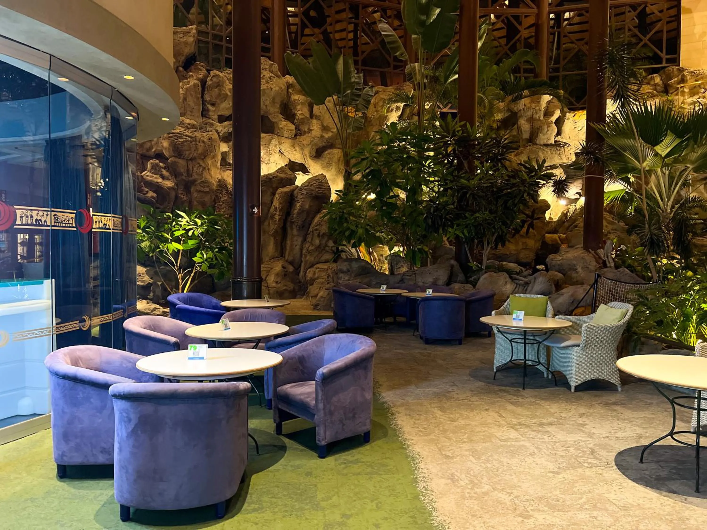 Lounge or bar in Hotel Cordial Mogán Playa