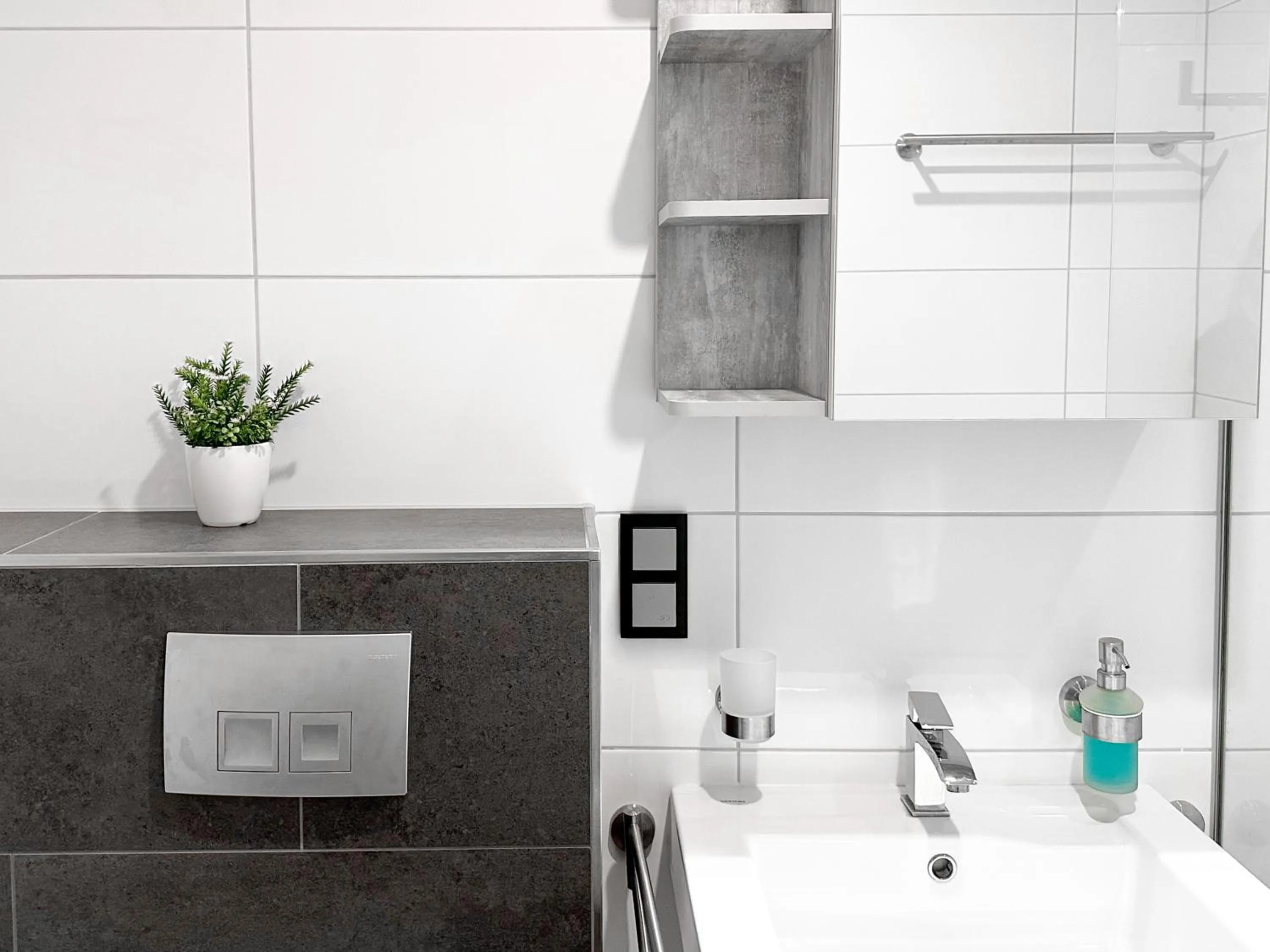 Shower in Gästehotel Lucendi Premium Lounge