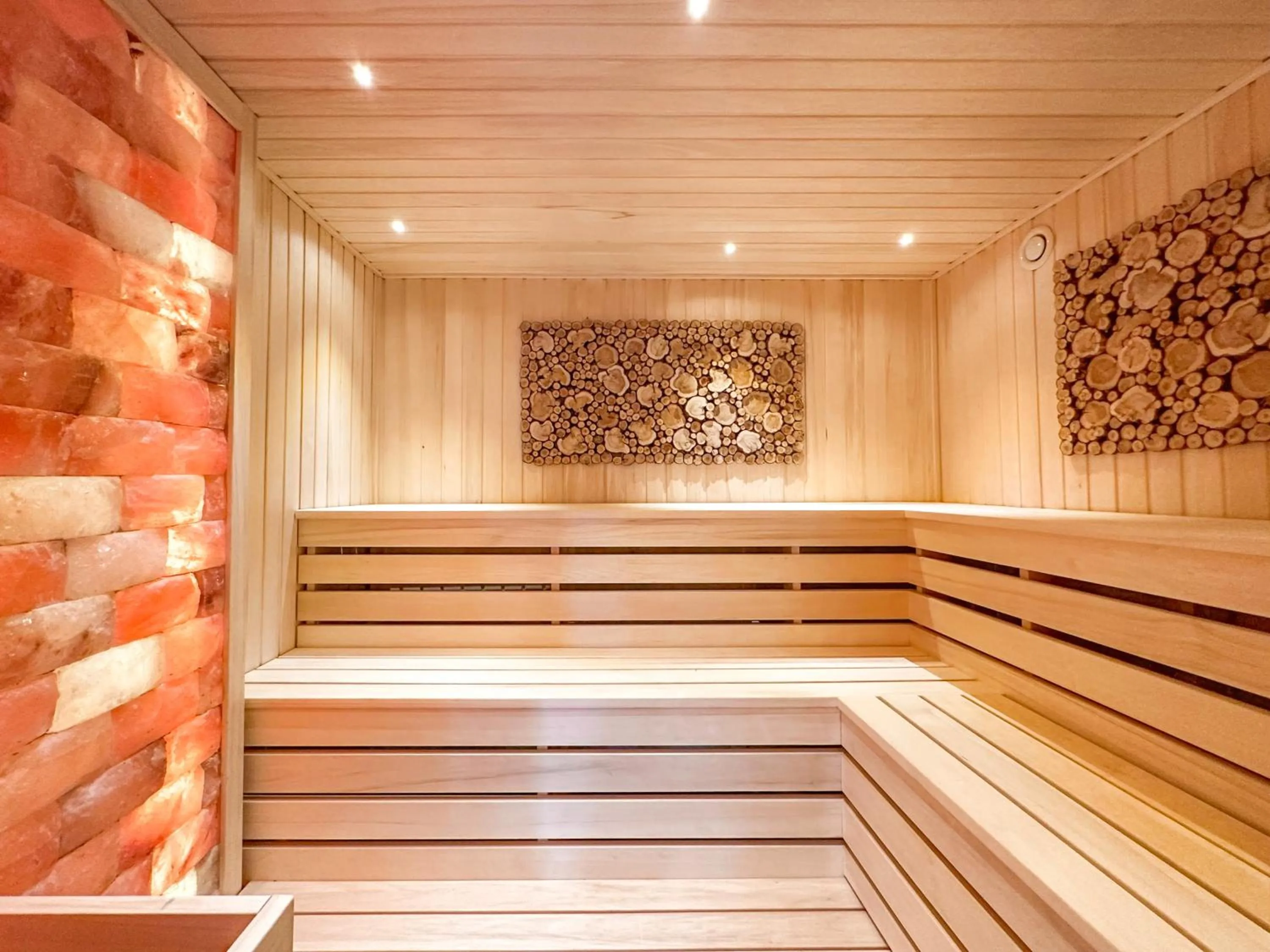 Sauna in Gästehotel Lucendi Premium Lounge