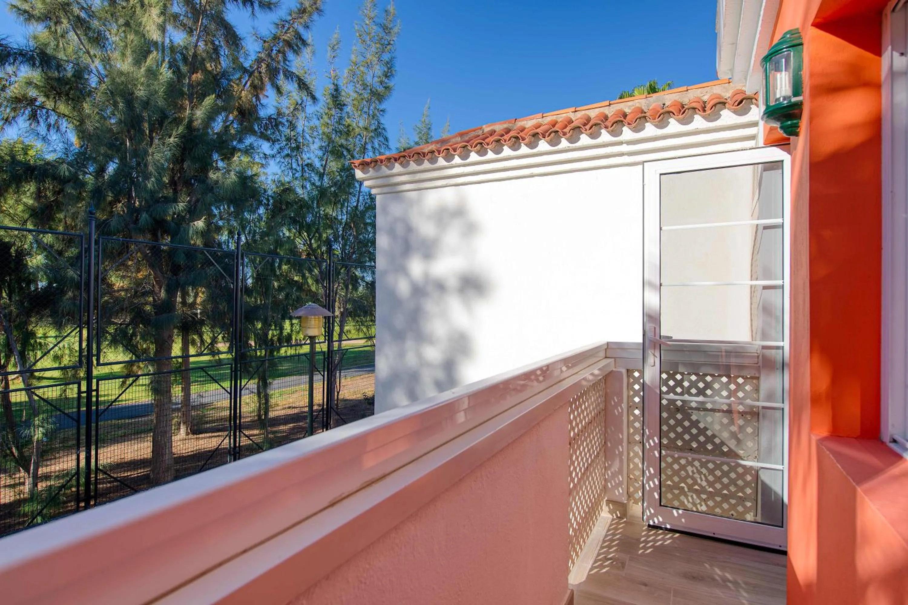 Balcony/Terrace in Bungalows Cordial Green Golf