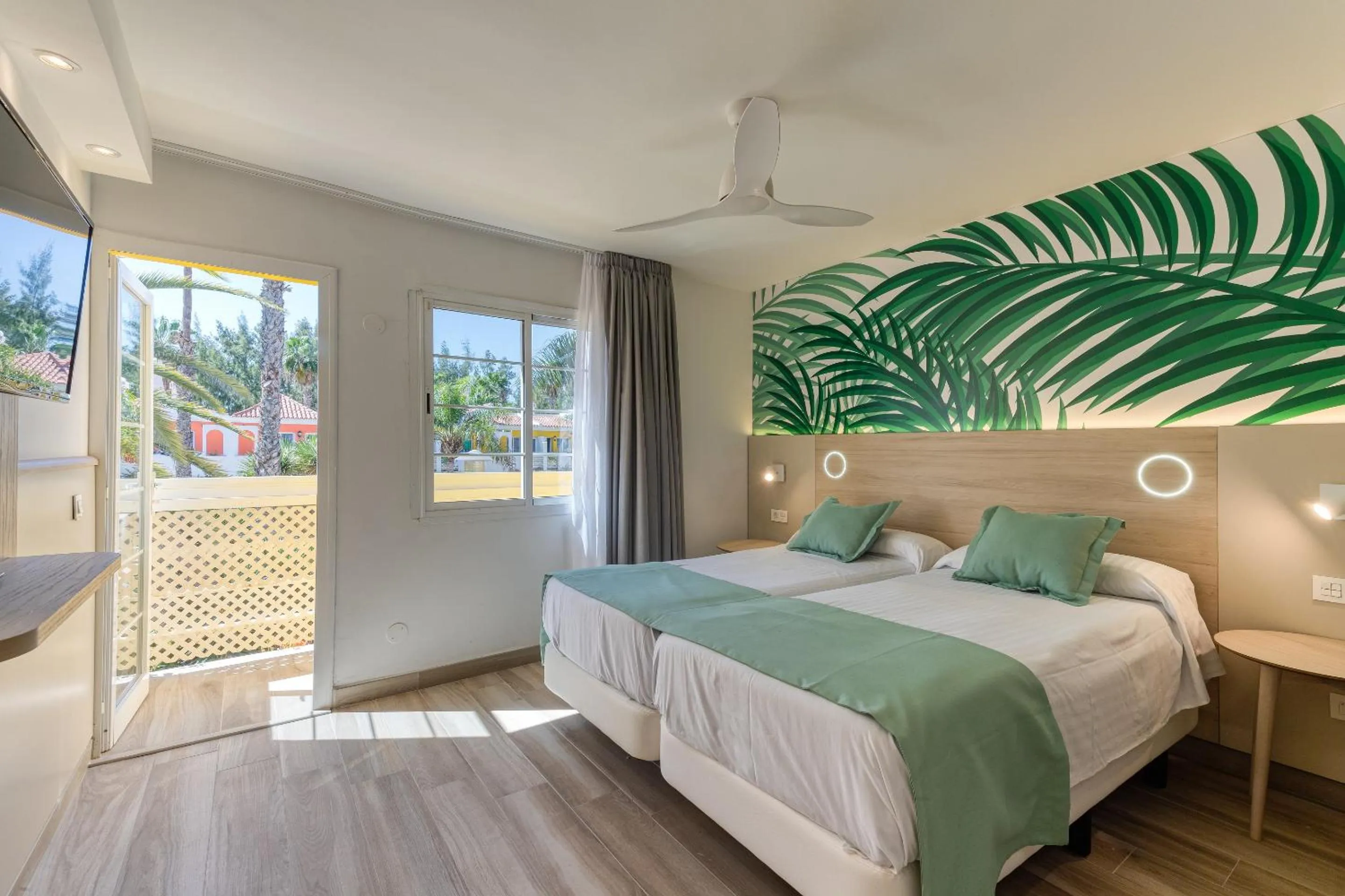 Bed in Bungalows Cordial Green Golf