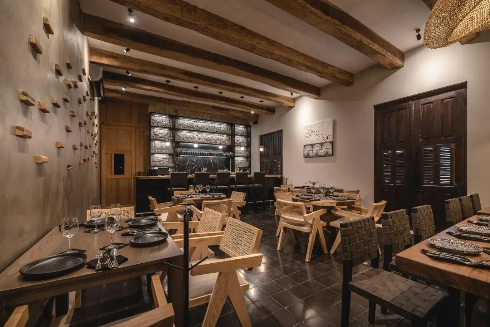 Restaurant/places to eat in Hotel Sutuk Restaurant/places to eat in Hotel Sutuk