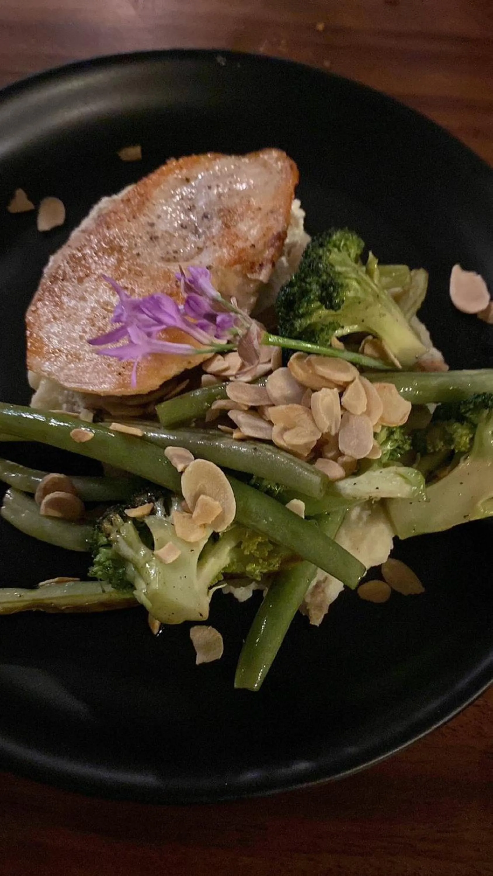 Restaurant/places to eat in Hotel Sutuk