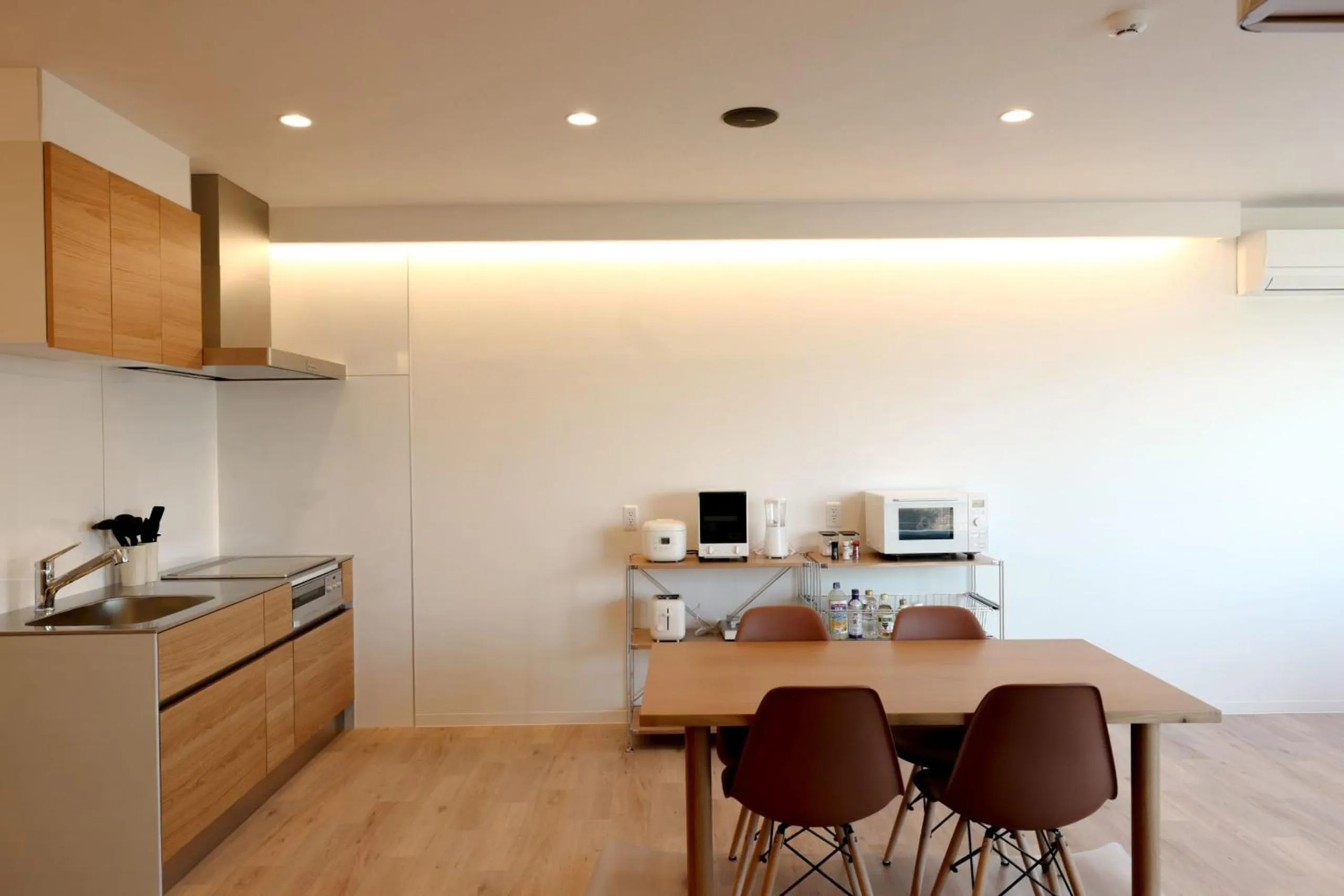 Kitchen or kitchenette in Matoi Hostel & Bar