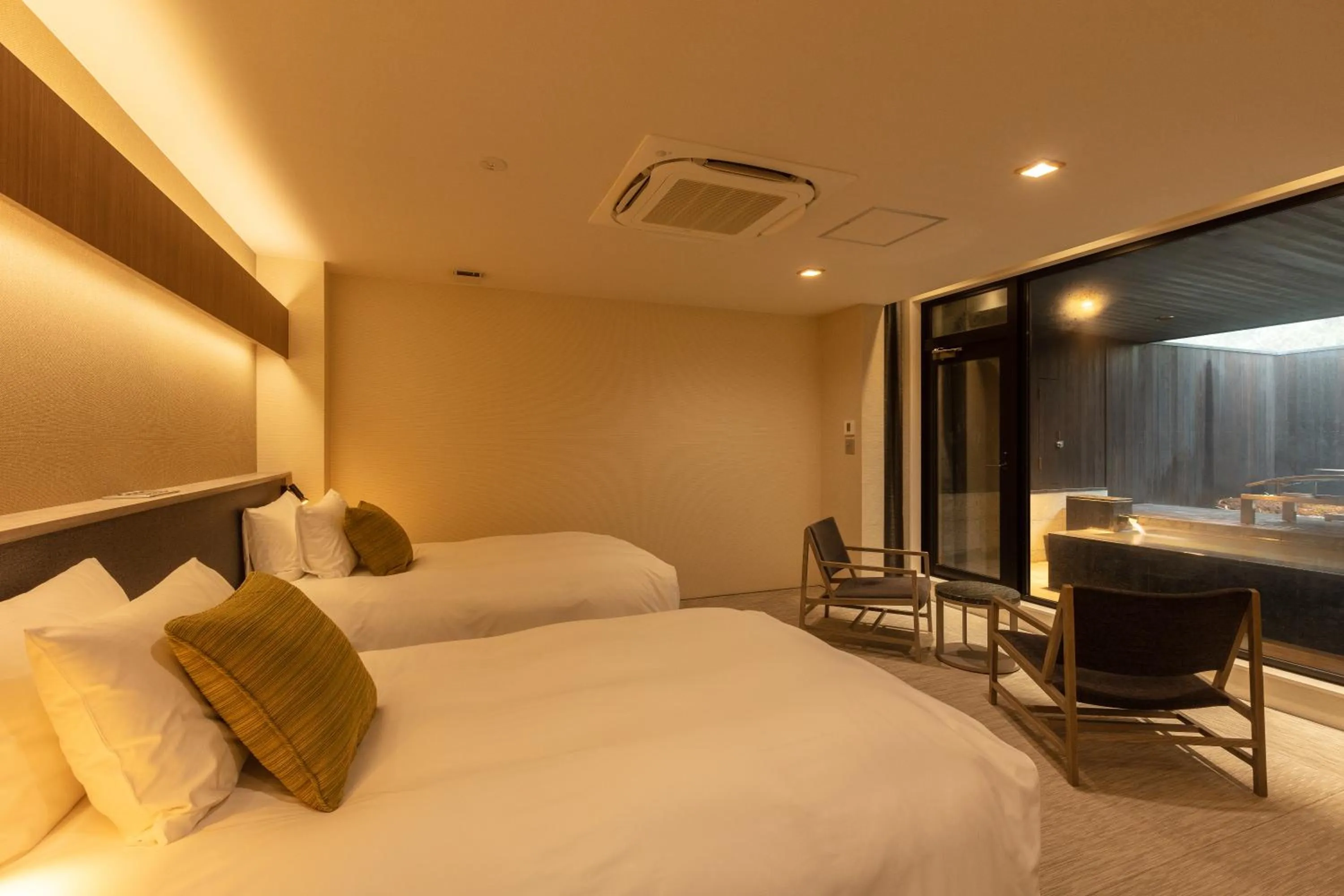 Bed in KANAYA RESORT HAKONE