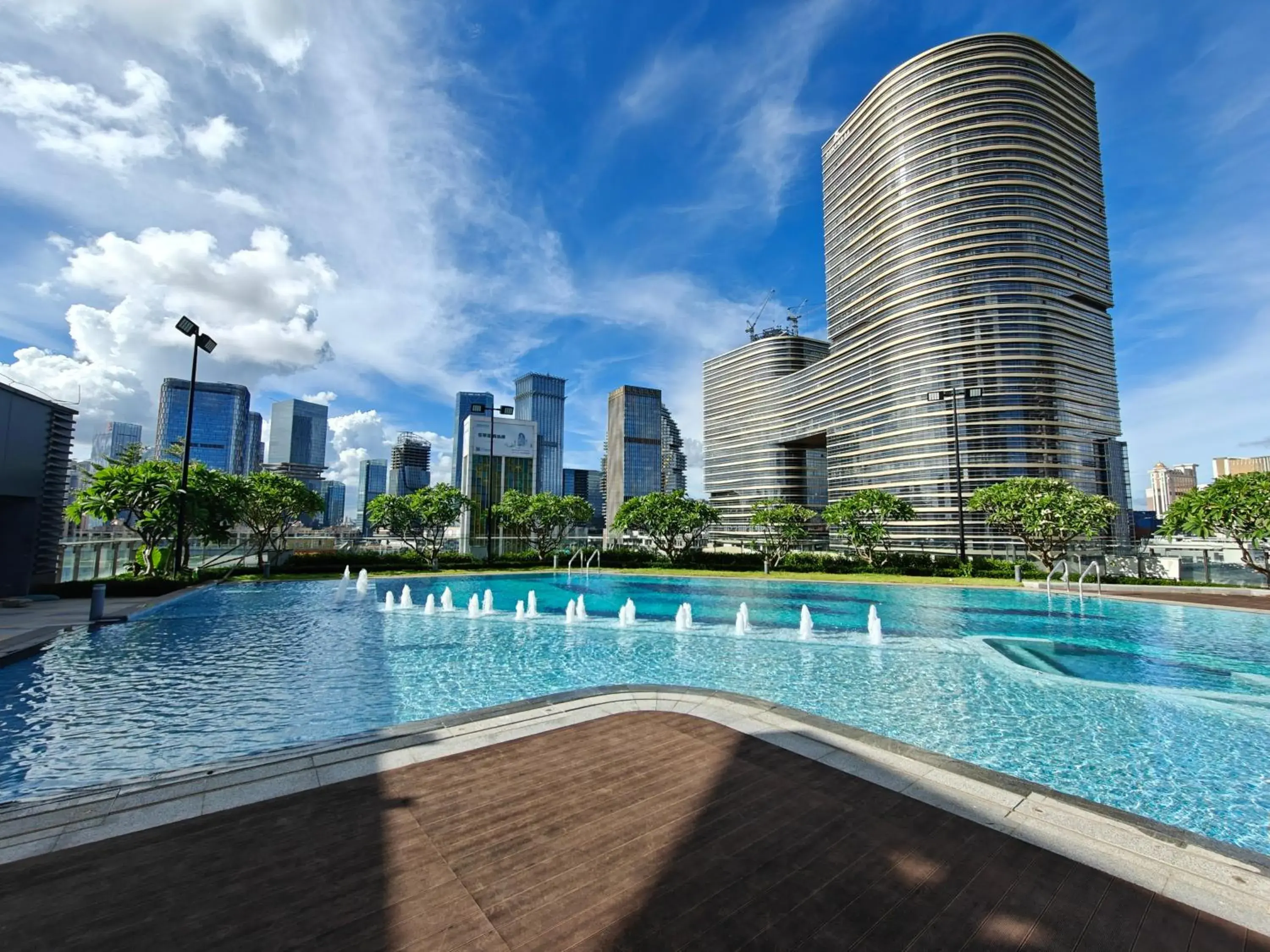 Swimming pool in Artyzen Habitat Hengqin Zhuhai Swimming pool in Artyzen Habitat Hengqin Zhuhai