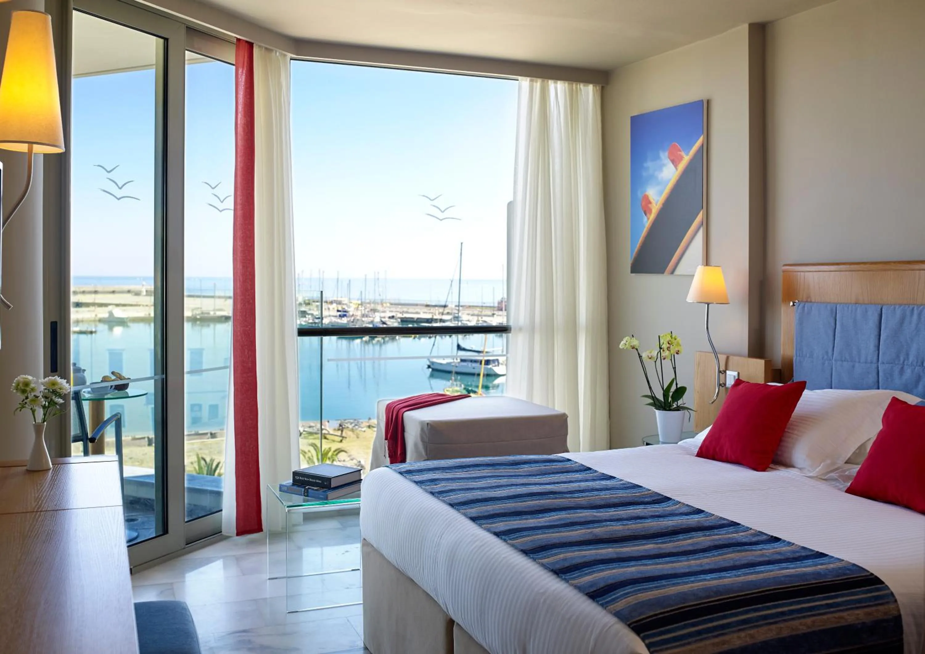 Sea view, Bed in Kyma Suites Beach Hotel