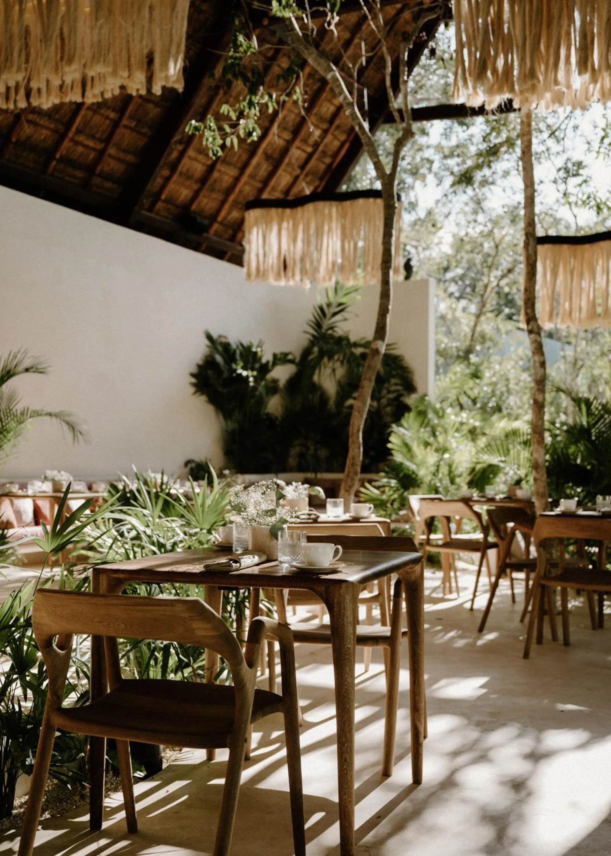 Restaurant/places to eat in Hotel Milam