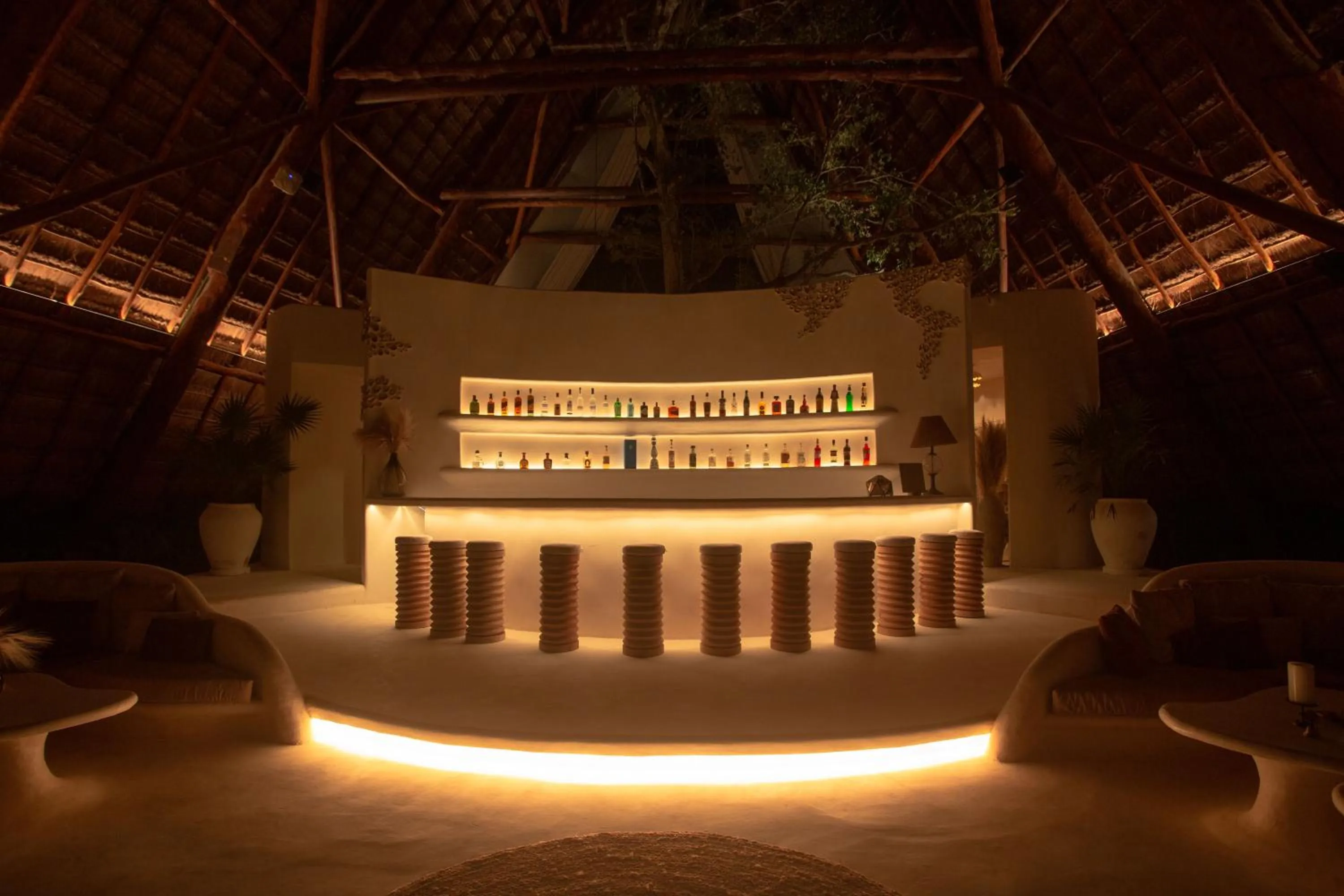 Property building in Hotel Milam