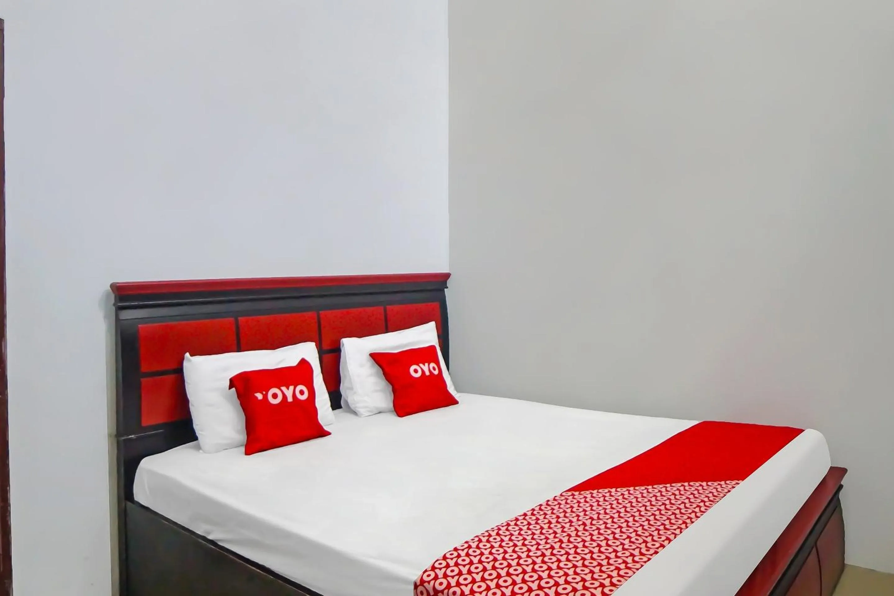 Bedroom, Bed in Hotel O Homestay Vip