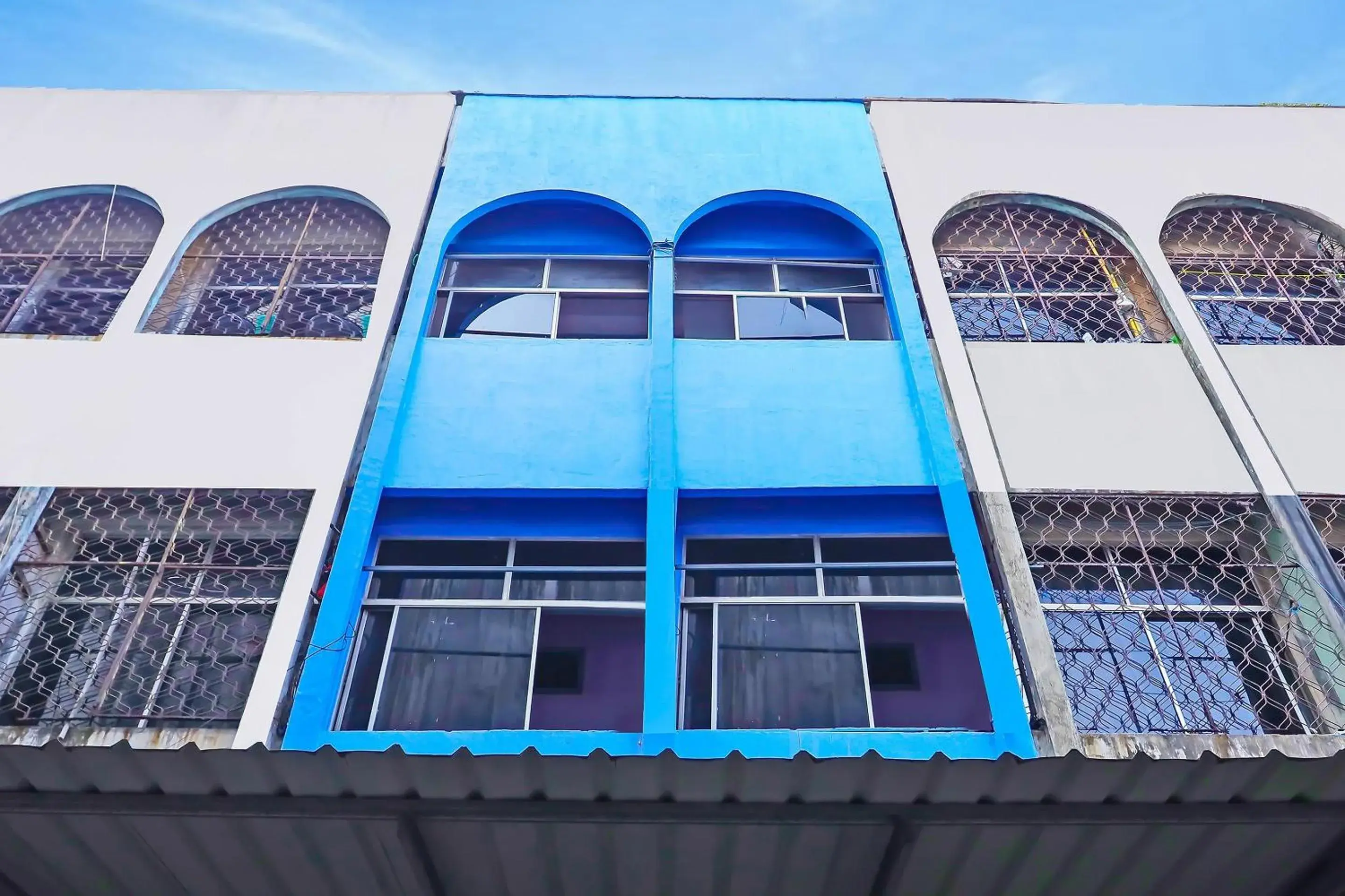 Facade/entrance in Hotel O Fendi Homestay SyariahNearTempat Makan Pagi Sore Nohil Facade/entrance in Hotel O Fendi Homestay SyariahNearTempat Makan Pagi Sore Nohil