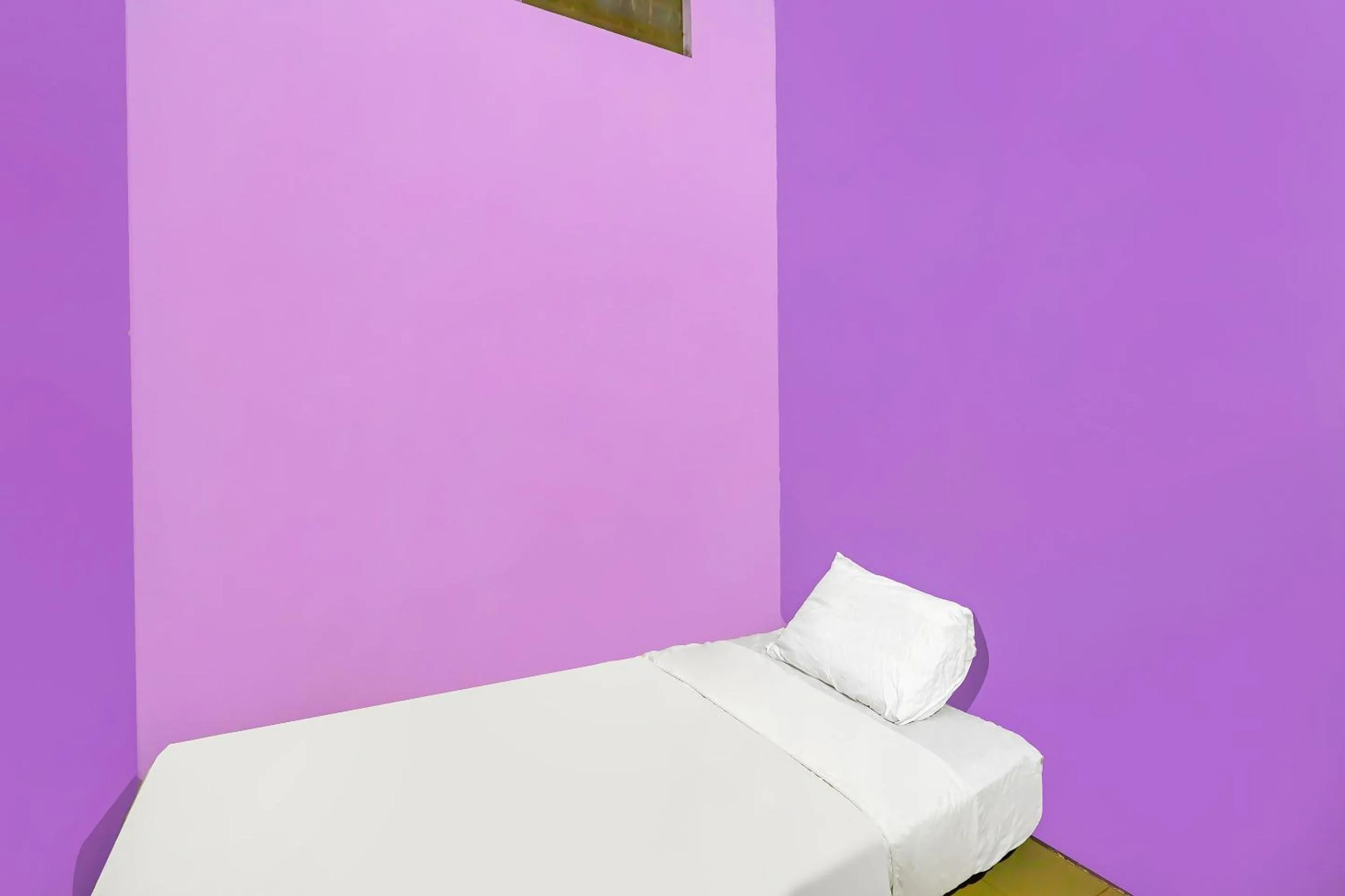 Bedroom, Bed in Hotel O Fendi Homestay SyariahNearTempat Makan Pagi Sore Nohil