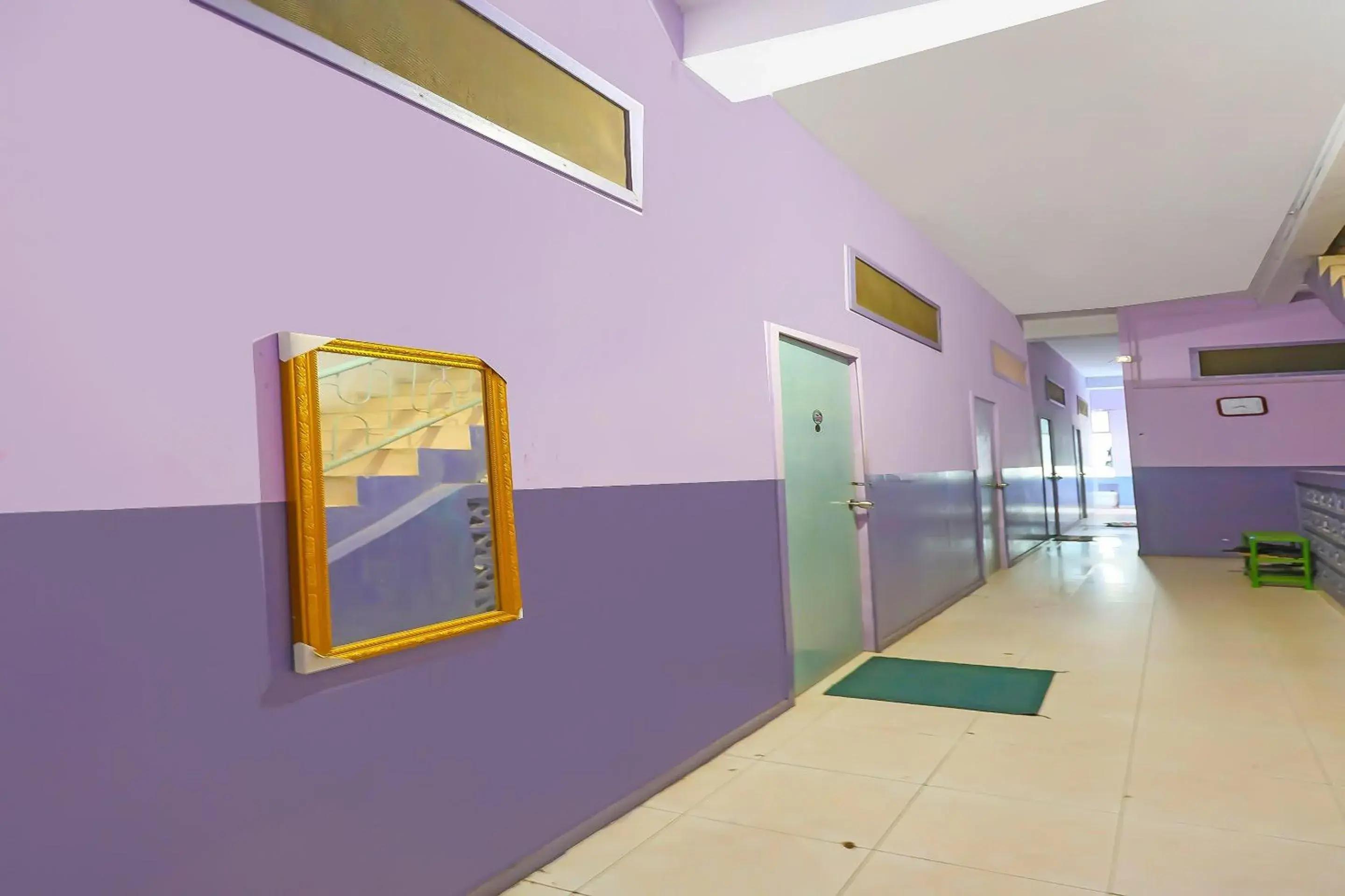 Lobby or reception in Hotel O Fendi Homestay SyariahNearTempat Makan Pagi Sore Nohil Lobby or reception in Hotel O Fendi Homestay SyariahNearTempat Makan Pagi Sore Nohil