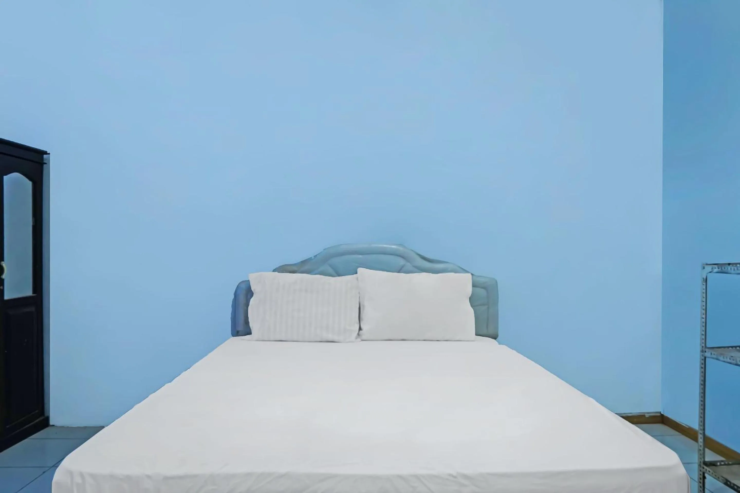 Bedroom, Bed in Hotel O Wilma Kost Syariah