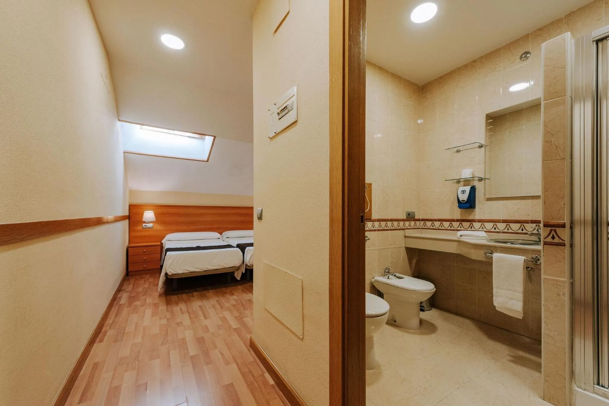 Bathroom, Bed in JCH Congreso Apartamentos