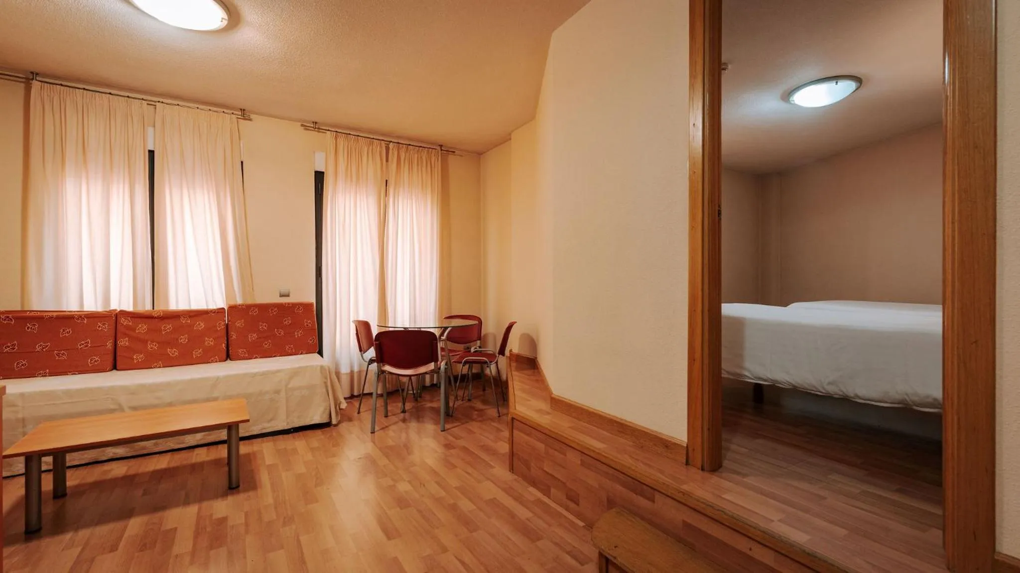 Dining area, Bed in JCH Congreso Apartamentos