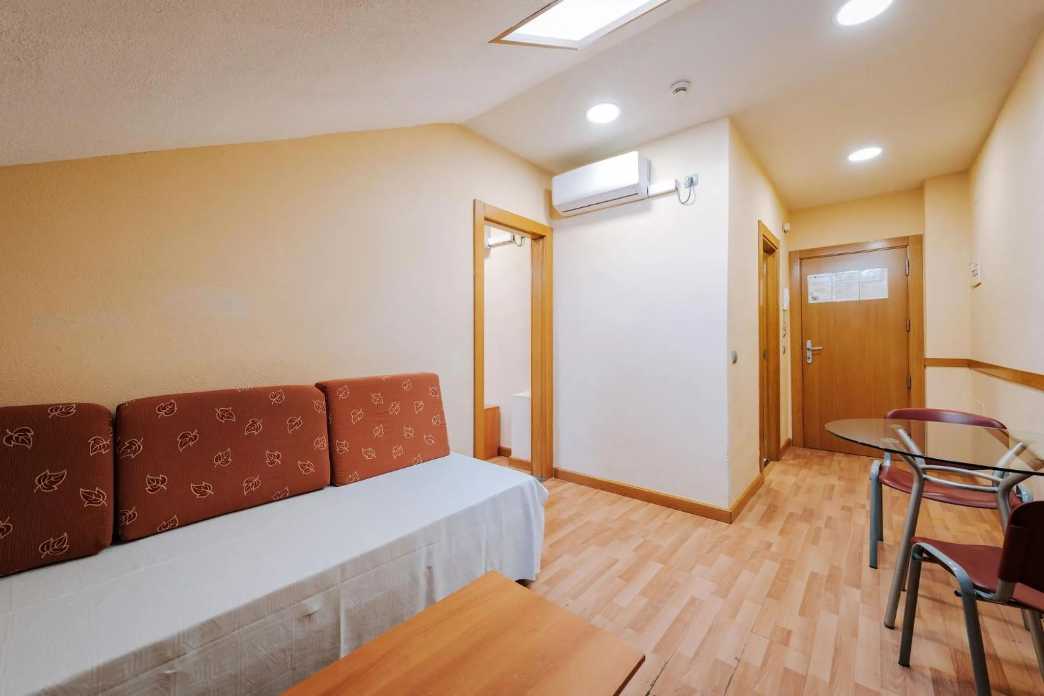 Living room in JCH Congreso Apartamentos