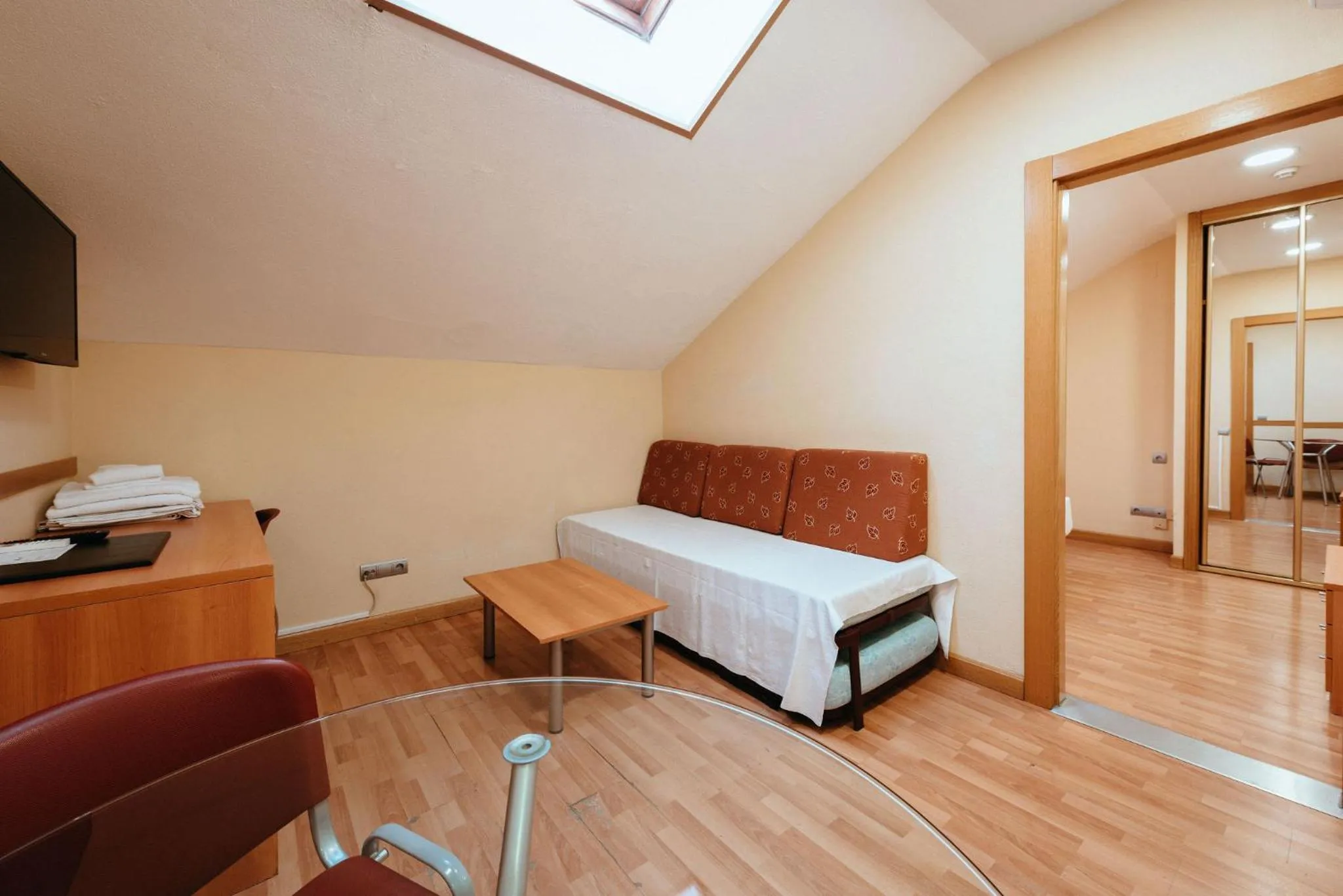 Living room in JCH Congreso Apartamentos