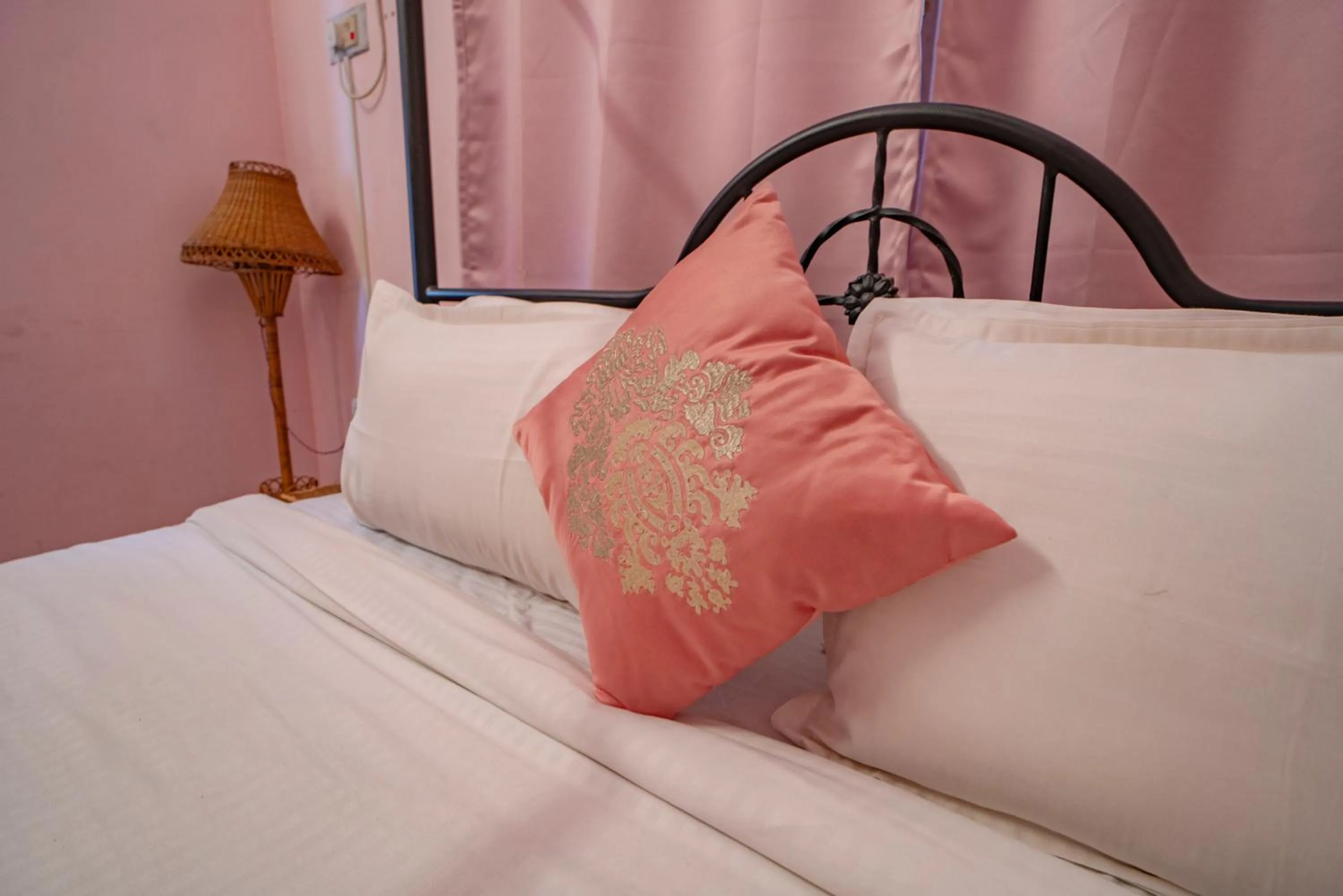 Bed in Hotel Ambavgarh Palace