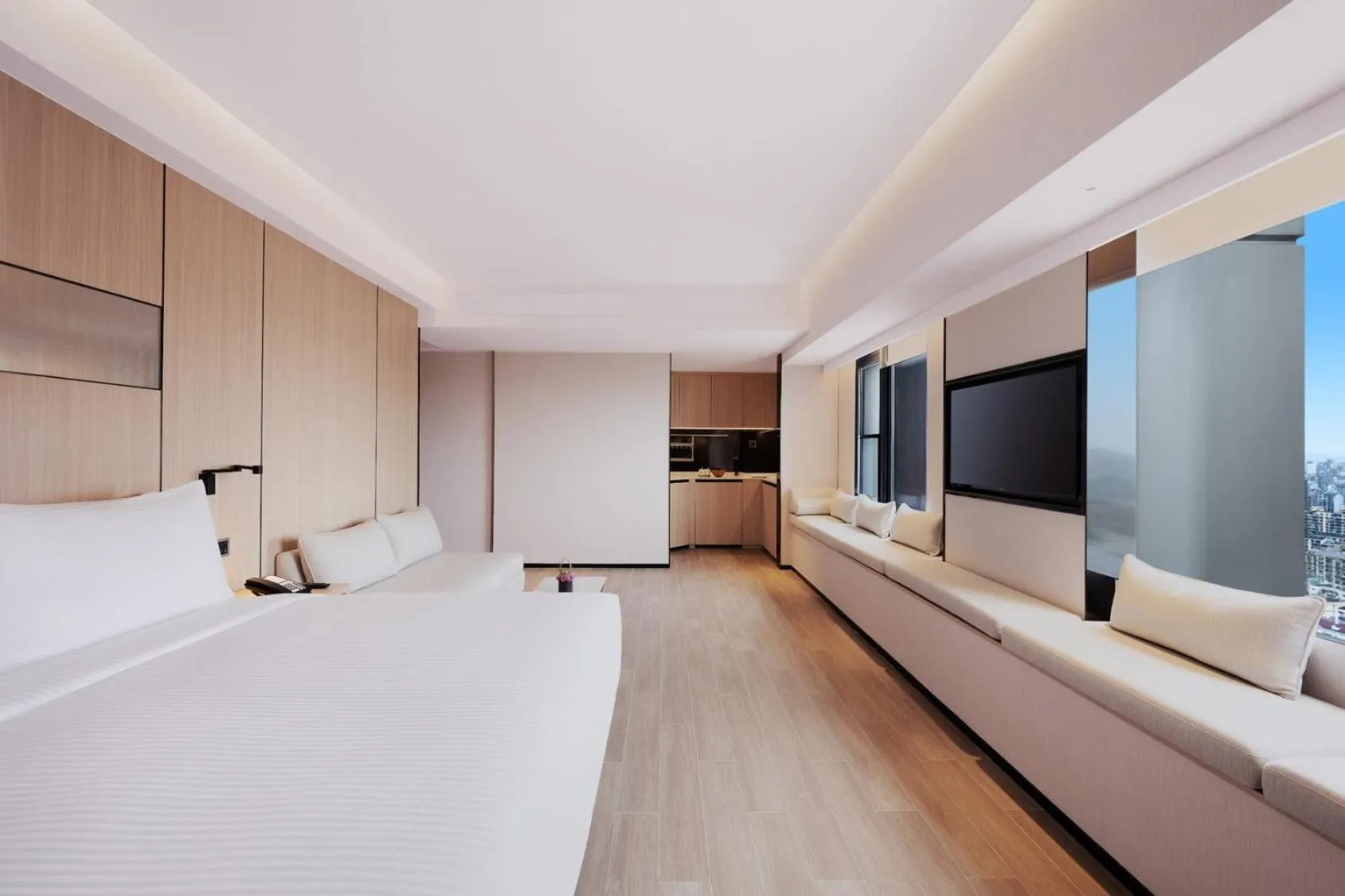 Photo of the whole room, Bed in Metropolitan Residence