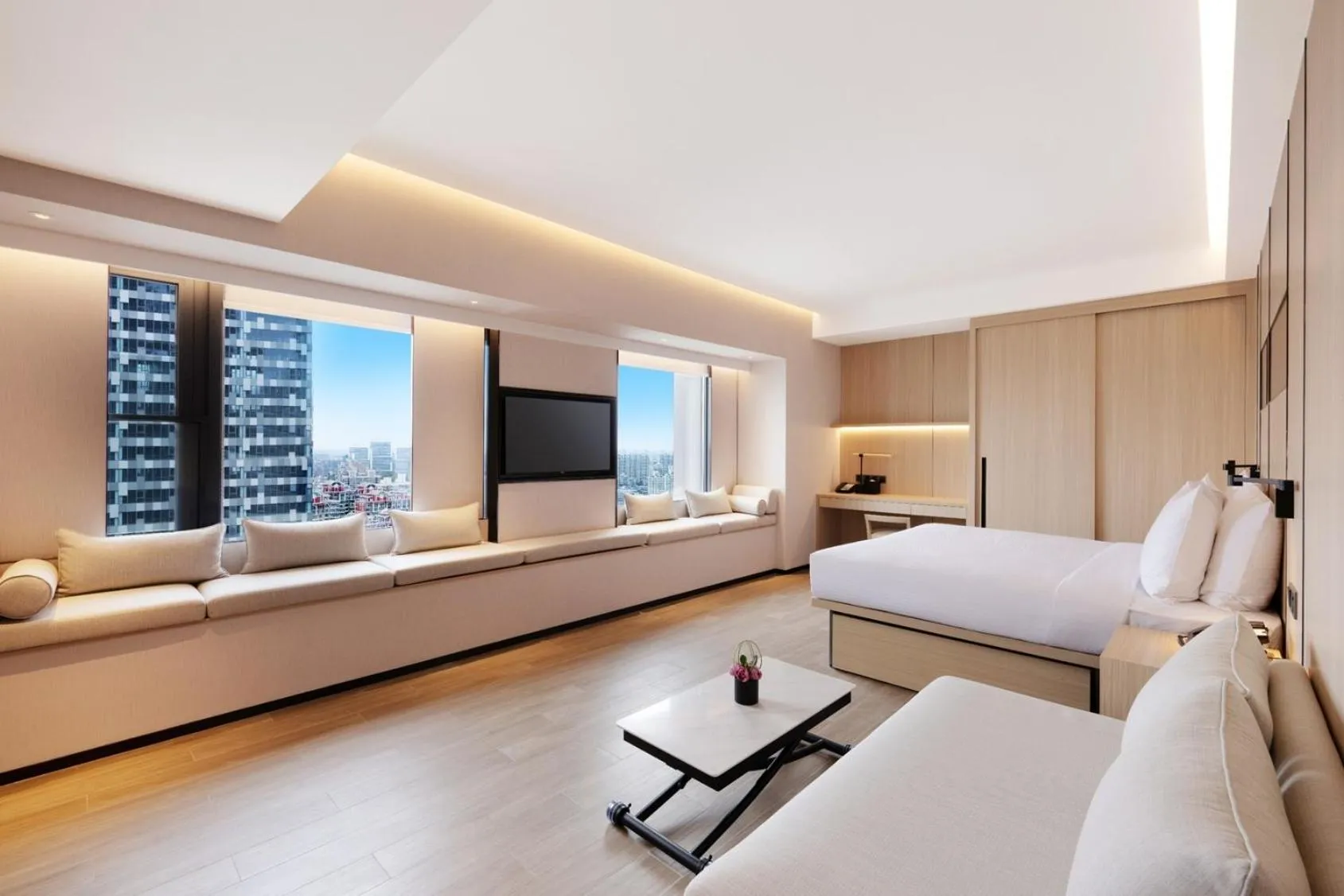 Bed in Metropolitan Residence