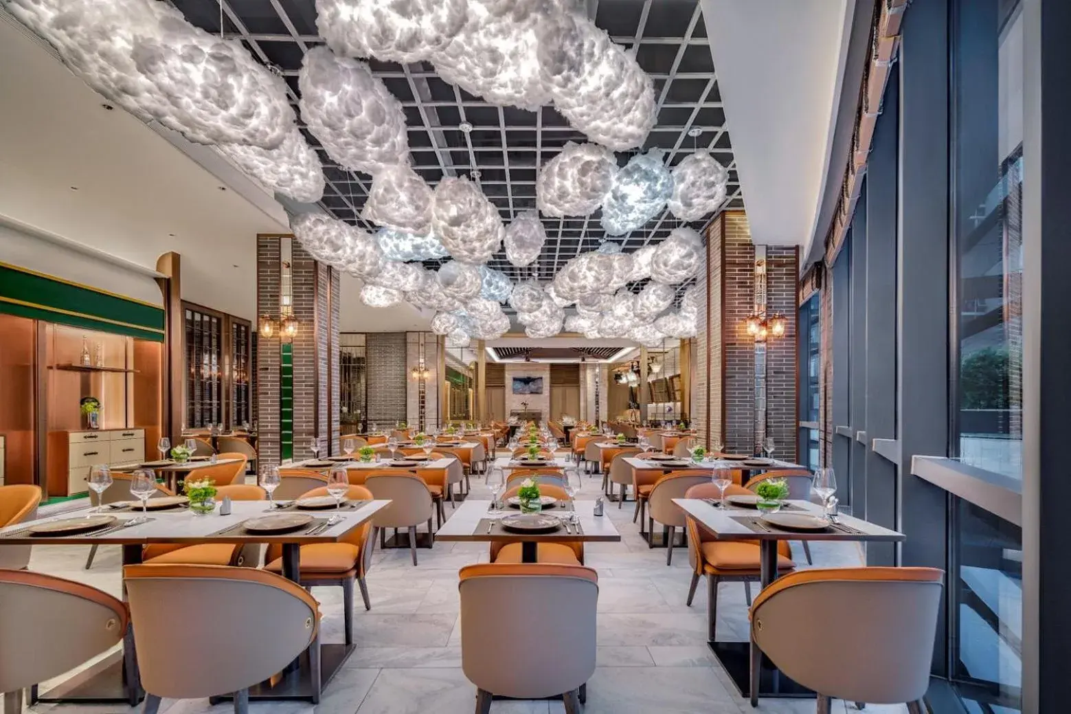 Restaurant/places to eat in Metropolitan Residence Restaurant/places to eat in Metropolitan Residence