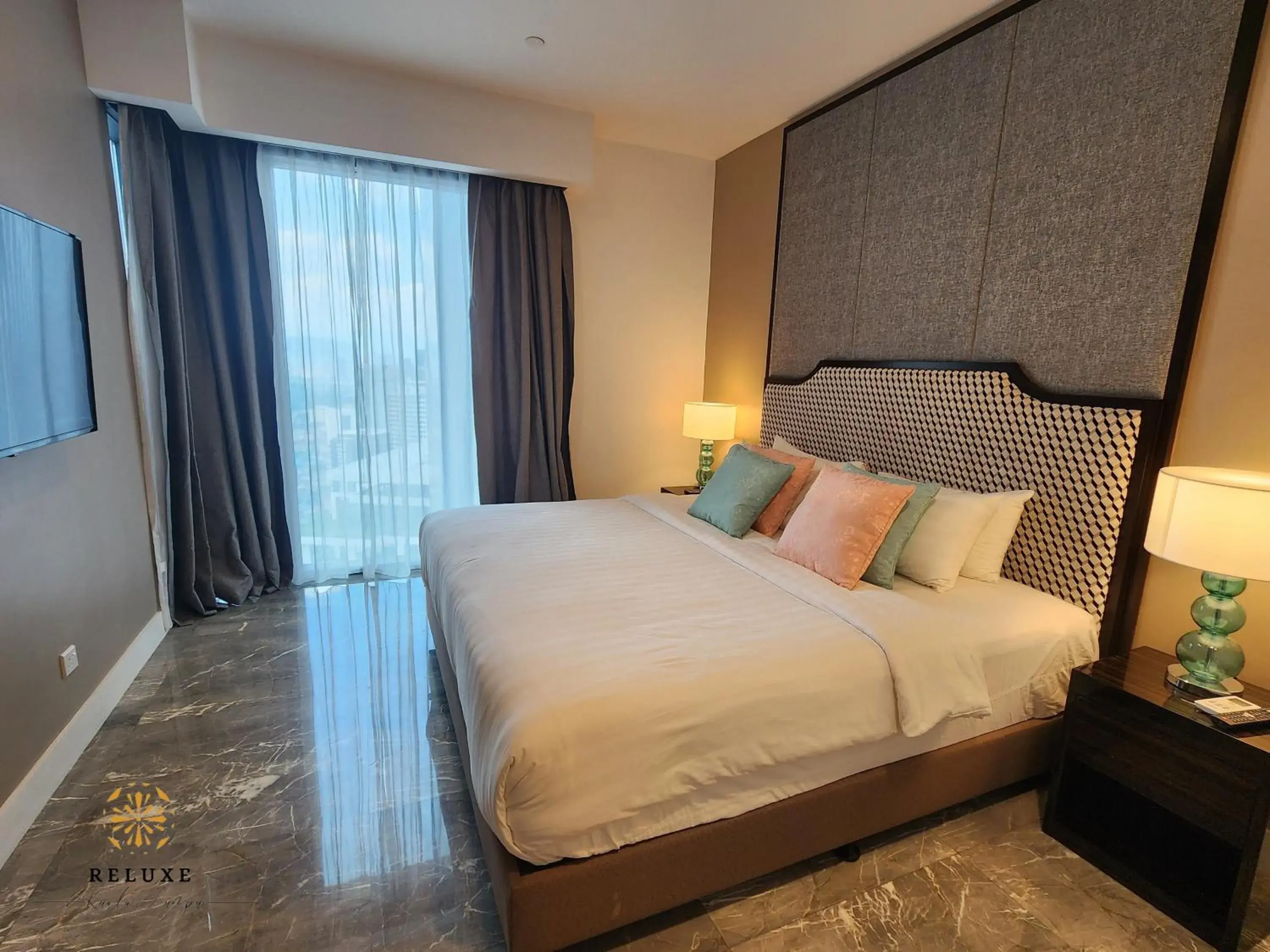 Classic Apartment in The Platinum 2 Premium Suite by Reluxe Classic Apartment in The Platinum 2 Premium Suite by Reluxe