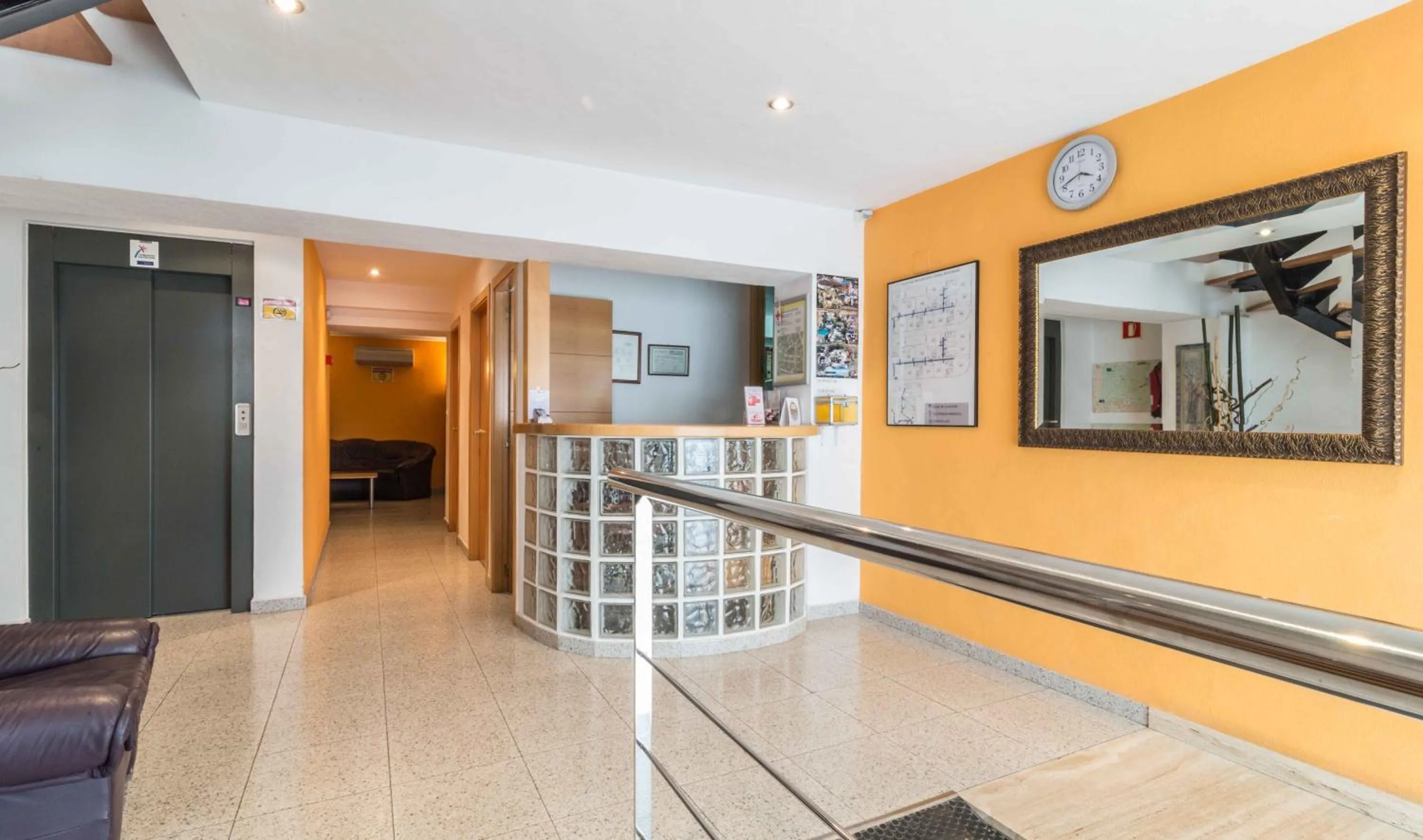 Facade/entrance in Hotel Reig