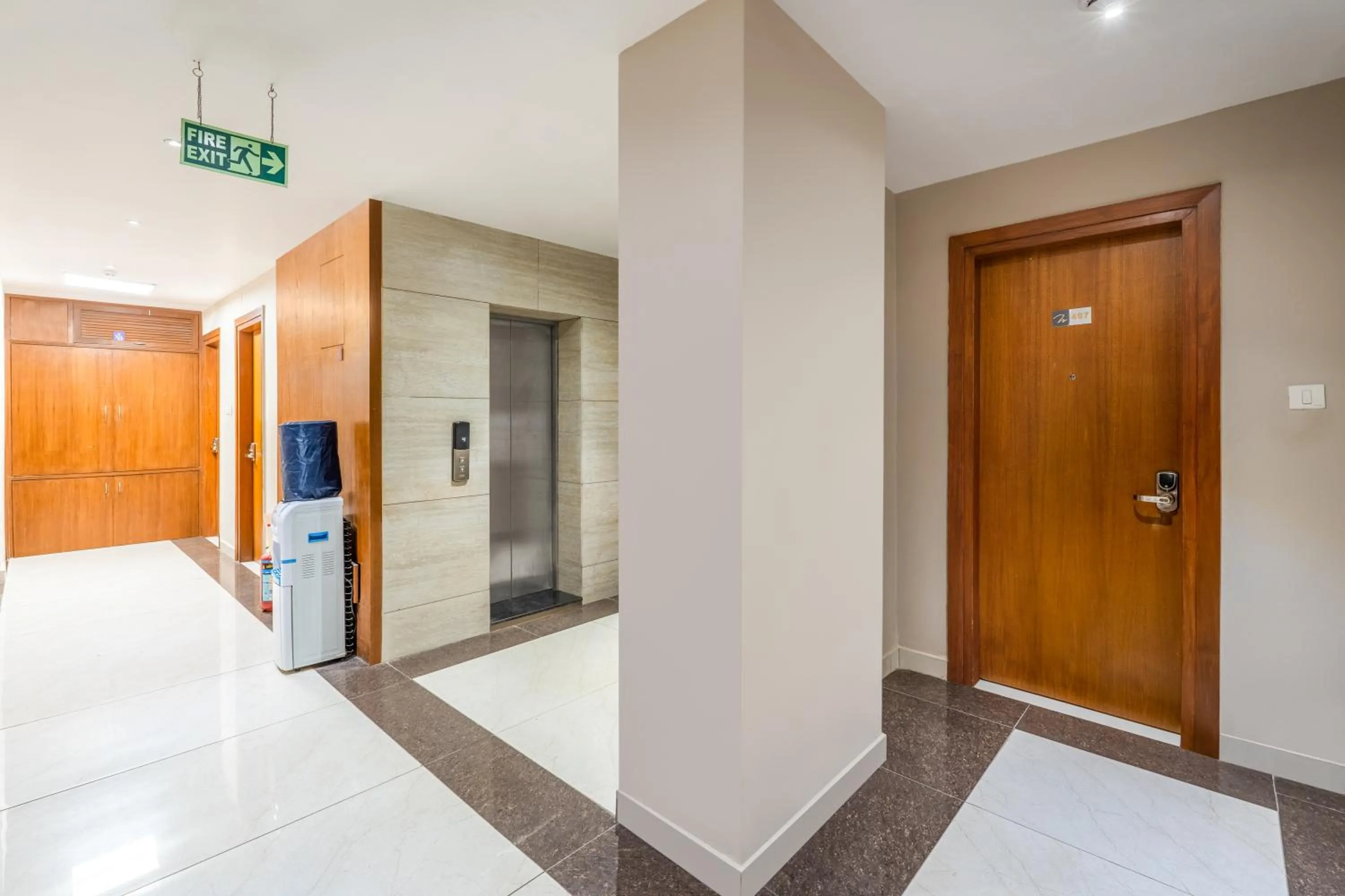 elevator in WESTSIDE HOTEL HiTECH CITY