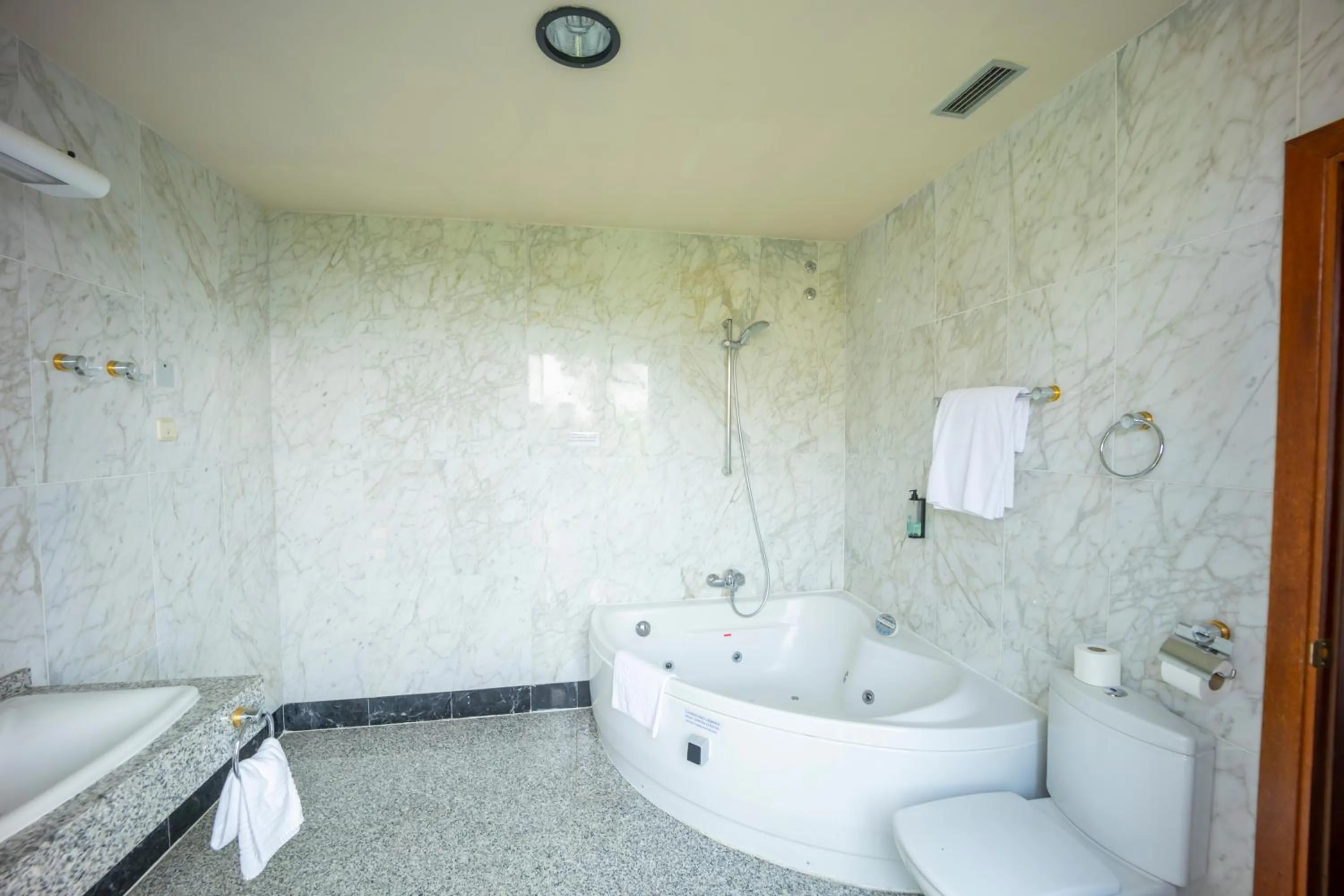 Bathroom in Hotel Florida