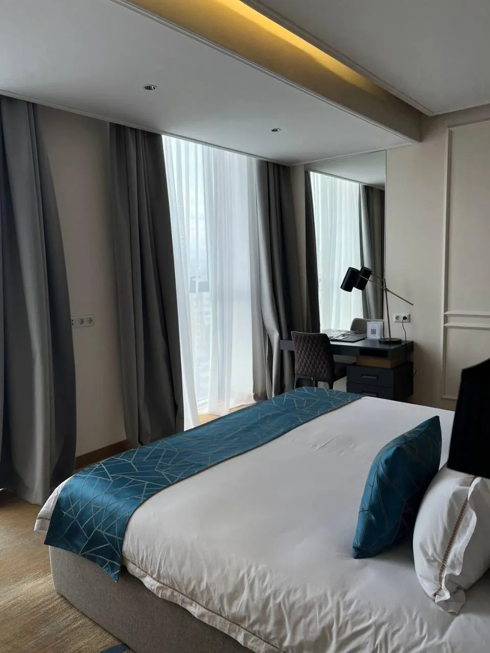 Bedroom, Bed in Sofia International Hotel