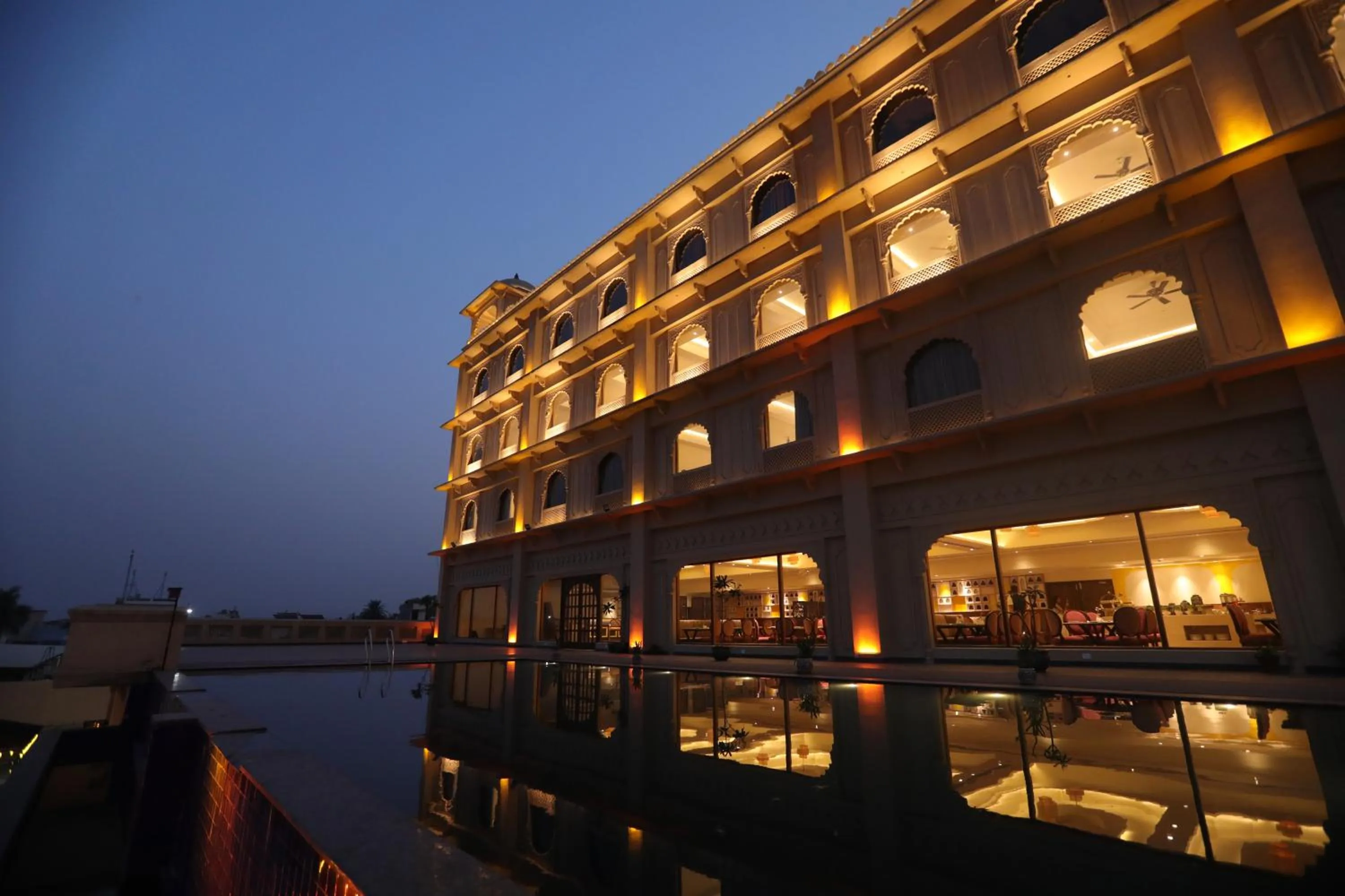 Swimming pool in Regenta City Vilas Palace Ambala