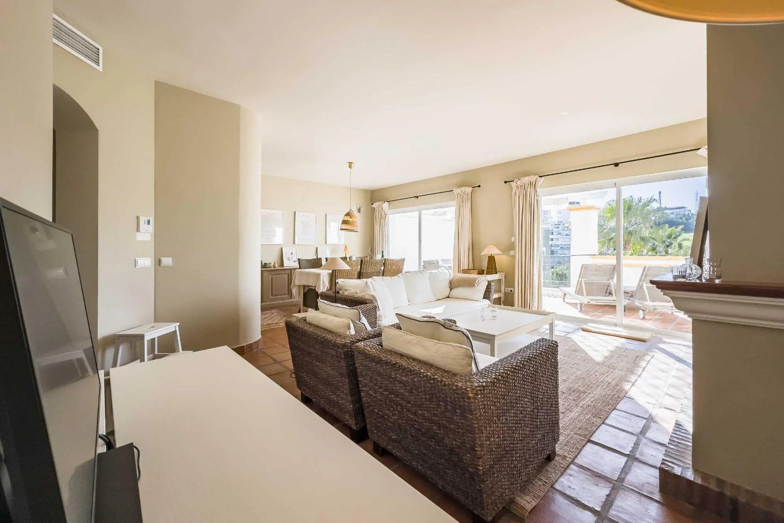 92-Apartment With Fantastic Views, Miraflores, Mijas