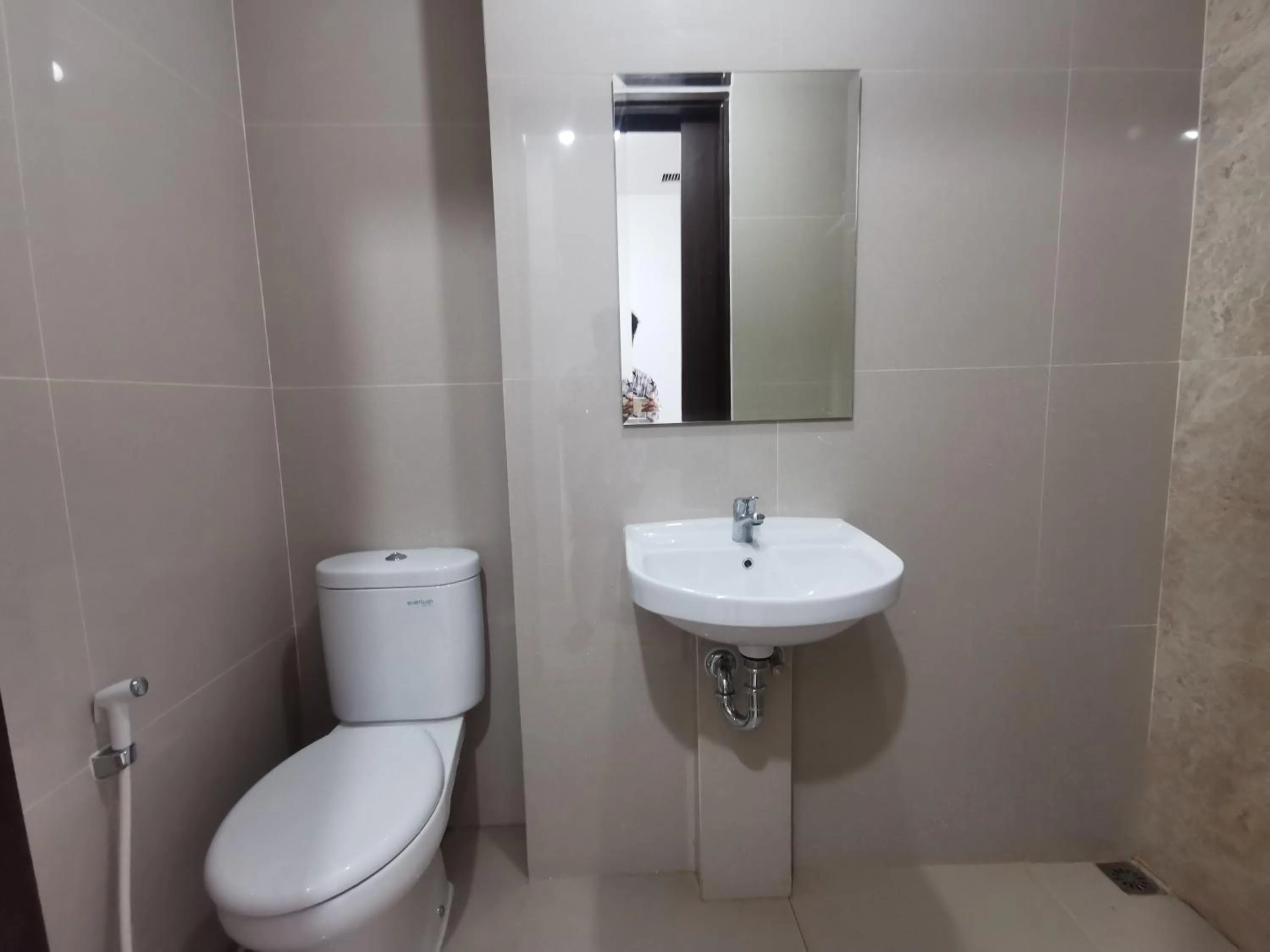 Toilet in Transpark Cibubur By Arsakha Property Management