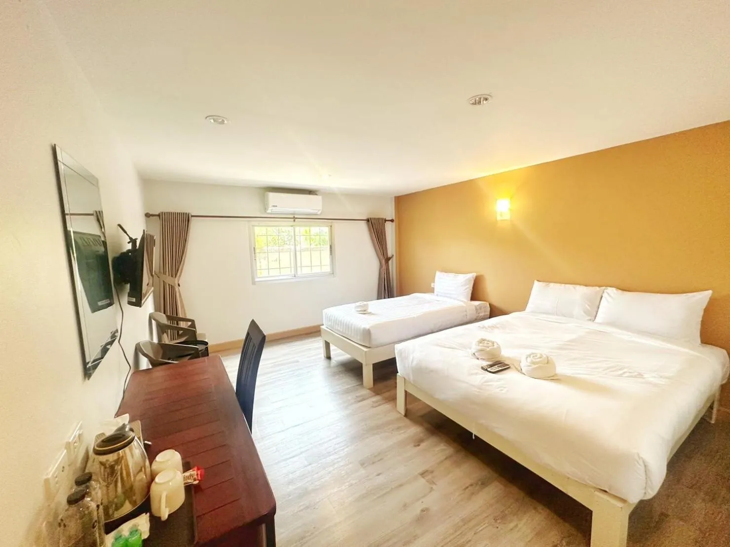 Photo of the whole room, Bed in นคร นอน เล่น(Nakhon Norn Len)