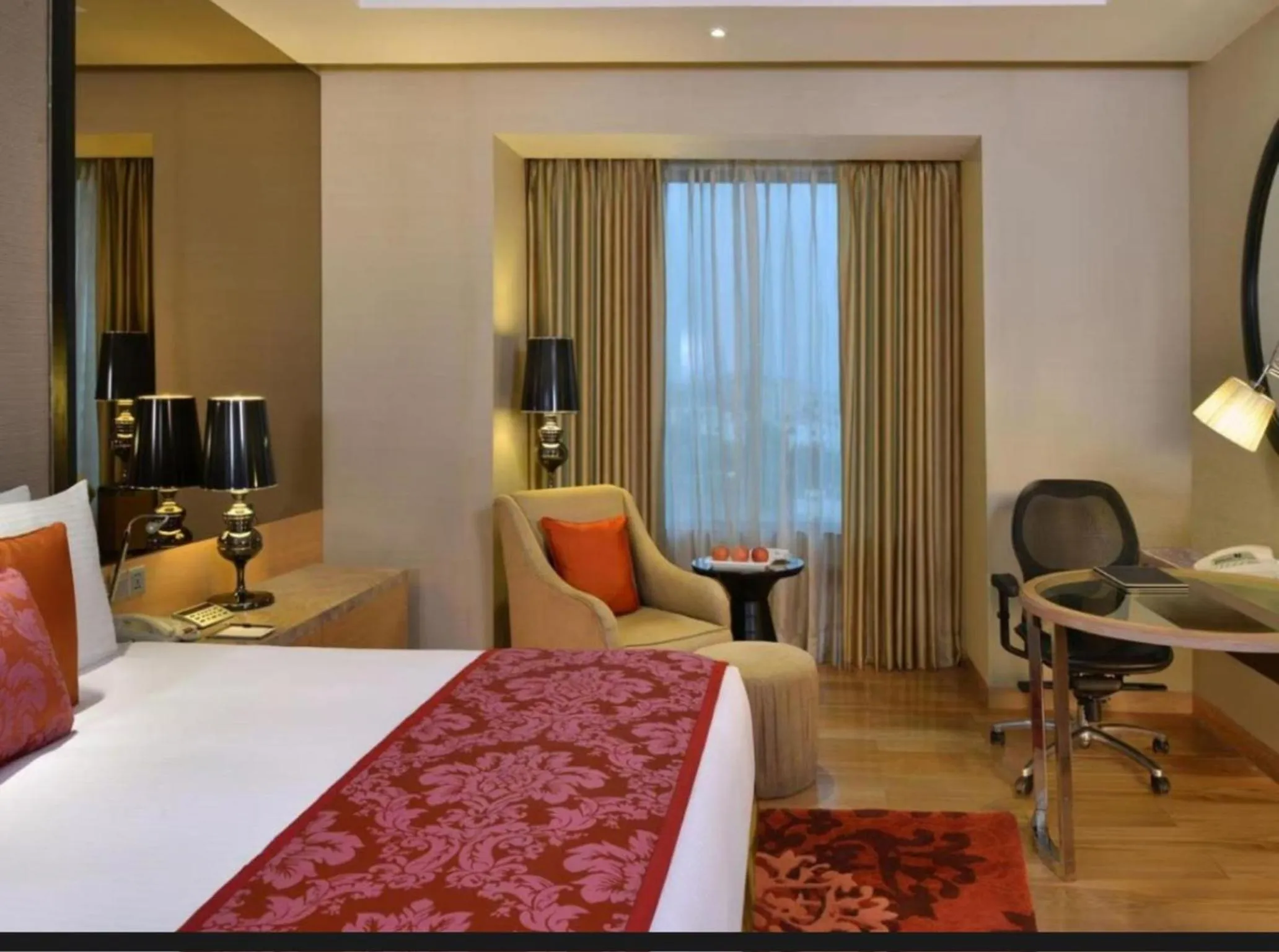 Bedroom, Bed in The Bella Vista -Traveler's choice awarded