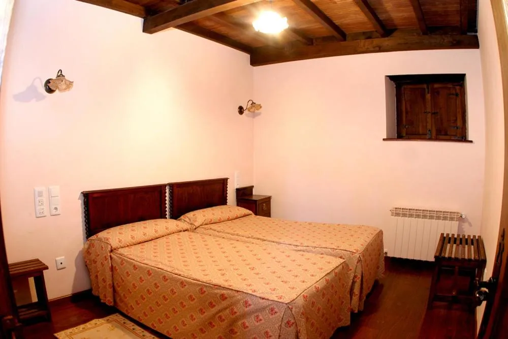 Other, Bed in Hotel Monumento Pazo do Castro